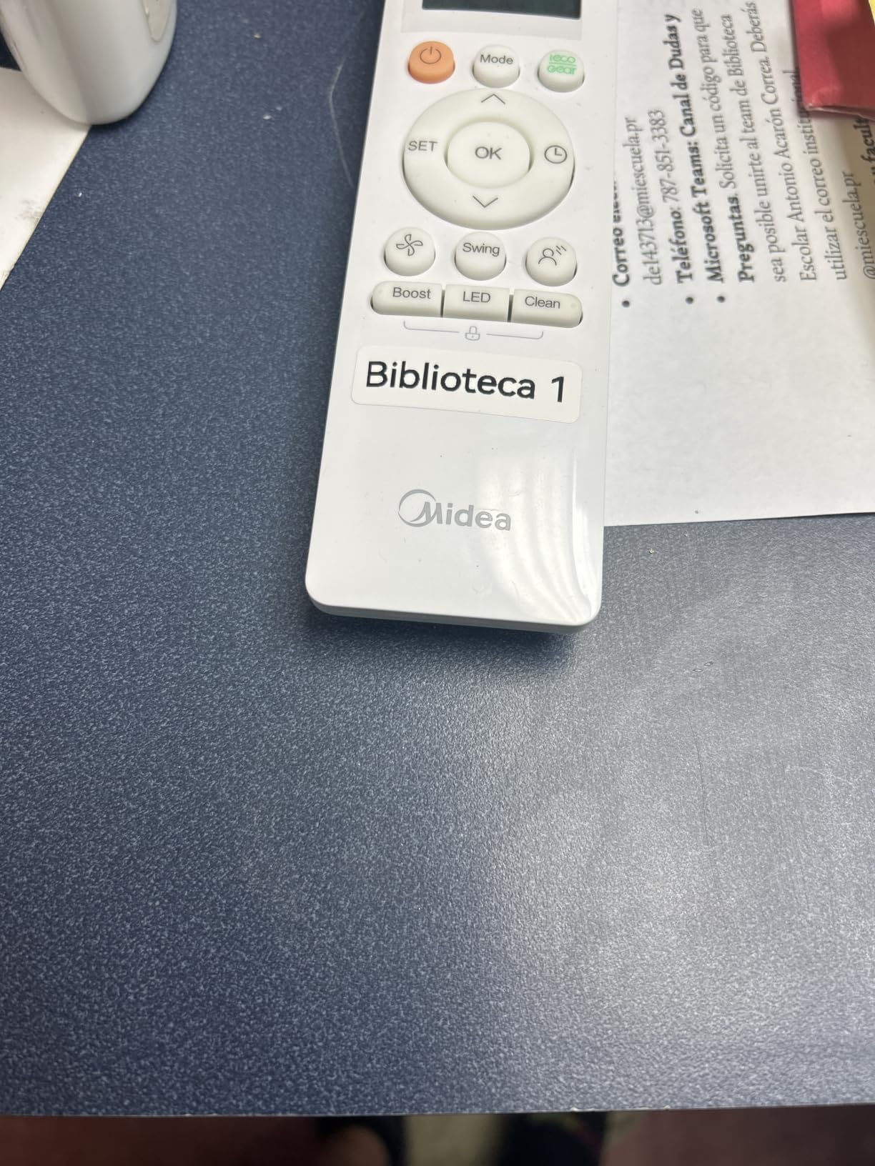 NIIMBOT D110 Upgraded Version Mini Label Maker Machine with Tape, Portable Bluetooth Thermal Printer, Sticker Labeler with Multiple Templates for Office Organization Home Kitchen School, White customer photo 1