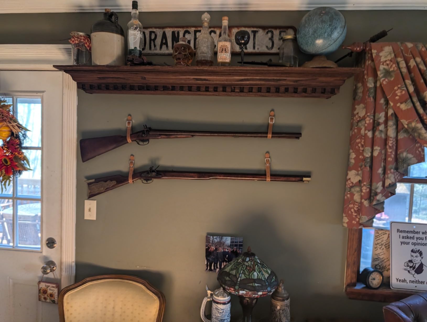 Vercraft Leather Adjustable Gun Rack Straps Wall Mount Holder for Rifle, Shotgun, Axe, Hatchet, Sword and Tools, Hunting Decor with Screws and Expansion Bolts customer photo 2