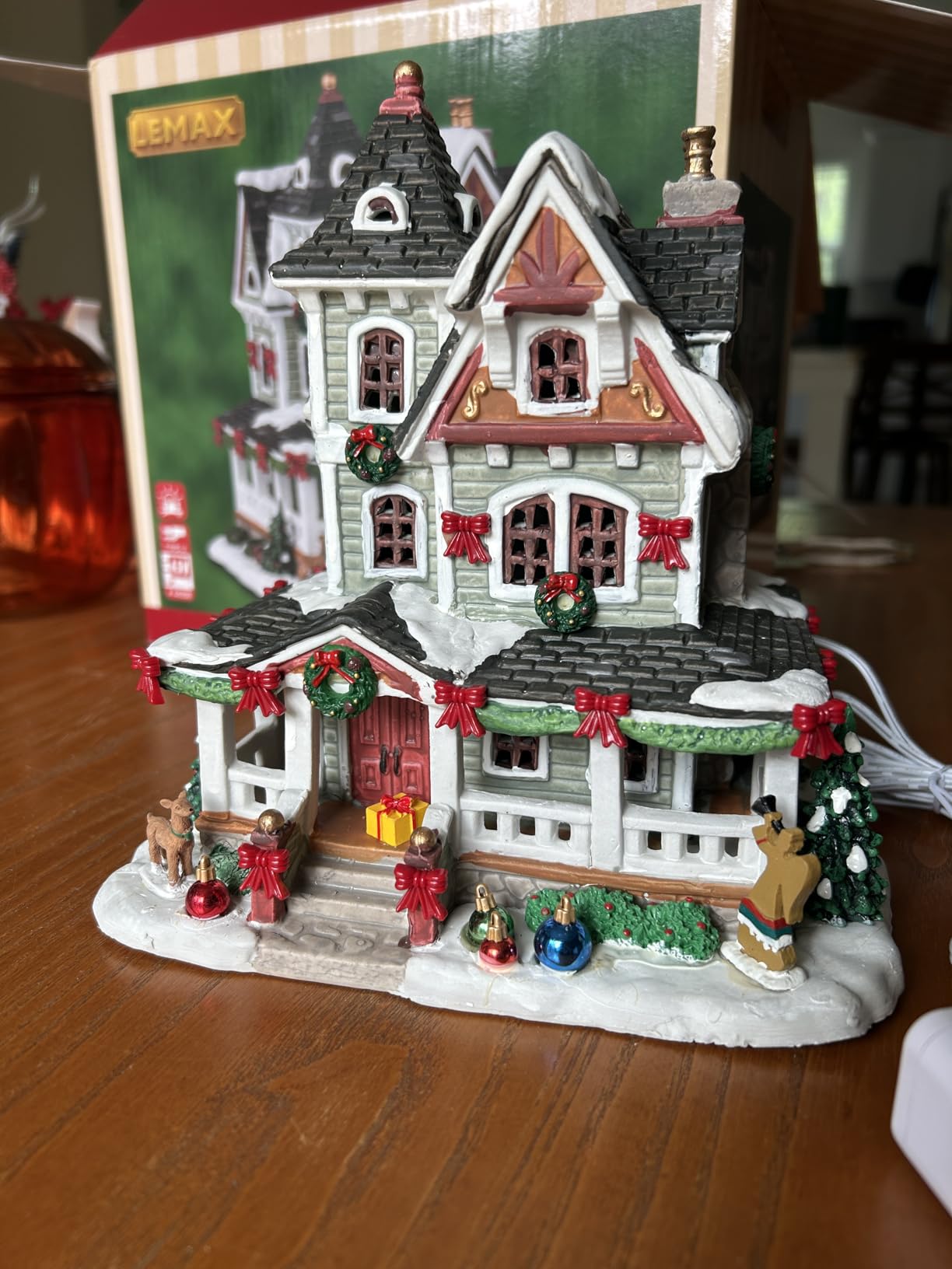 Lemax Whitbey Residence #45243 - Lighted Building Christmas Village Collectible customer photo 1
