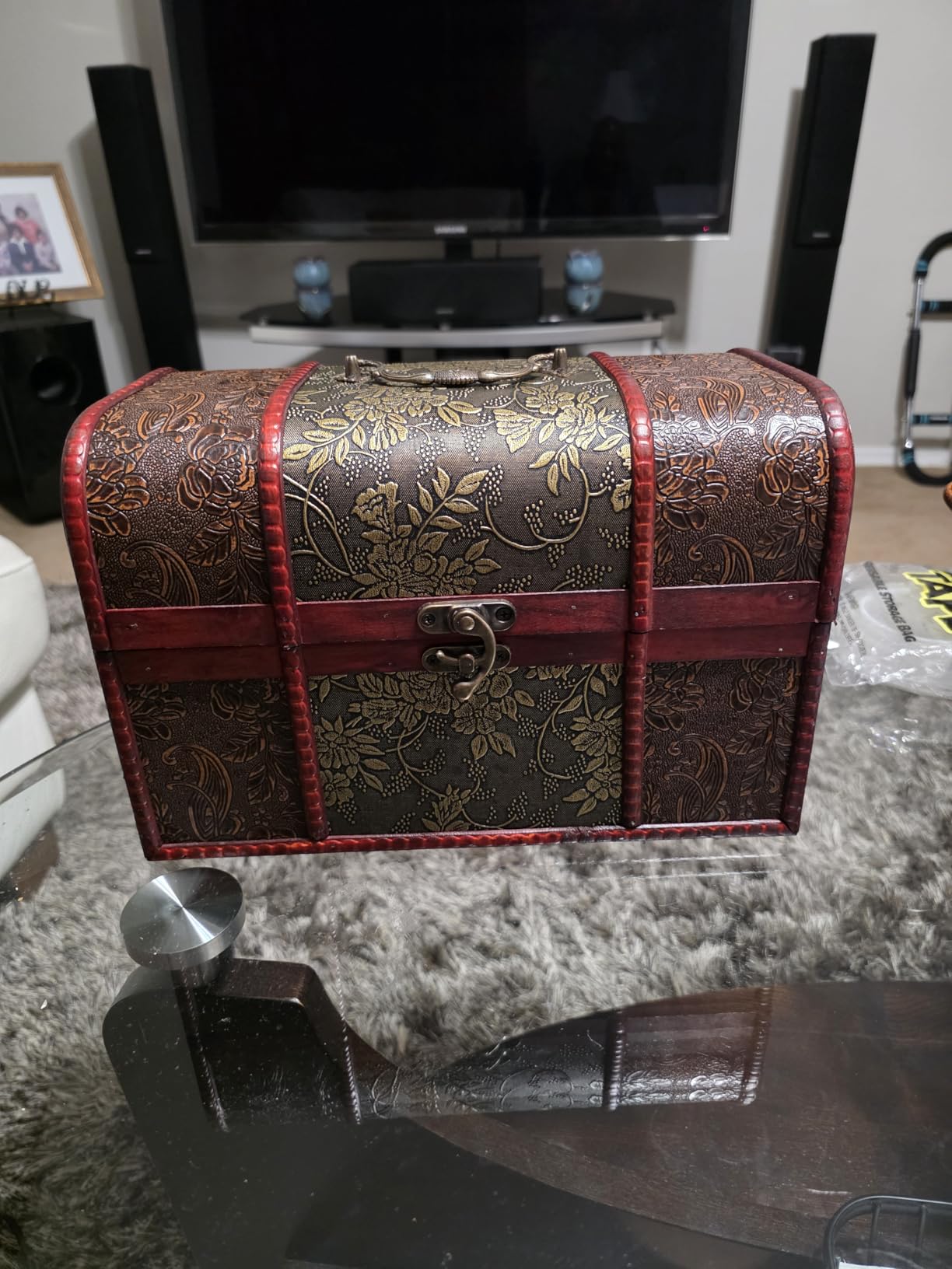 ELLDOO Vintage Treasure Chest Box, Pirate Keepsakes Box for Kids Gifts, Wooden Treasure Storage Box Decorative Box for Jewelry Pearl Trinkets, X-Large customer photo 2