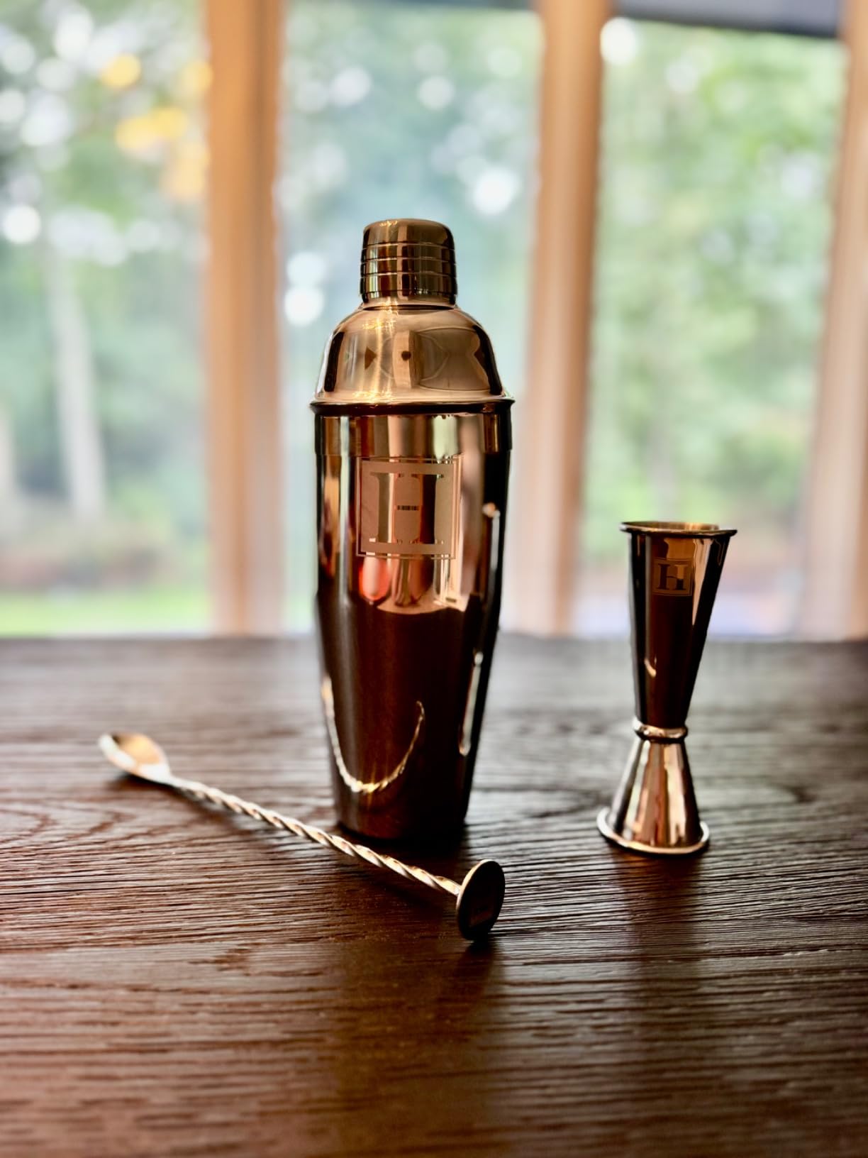 24oz Cocktail Shaker Set with 1 oz 2oz Jigger - Monogramm Initials Martini Shaker Set - 304 Stainless Steel Bar Shaker for Margarita, Mojito - Personalized Gift for Friend, Husband - K customer photo 1