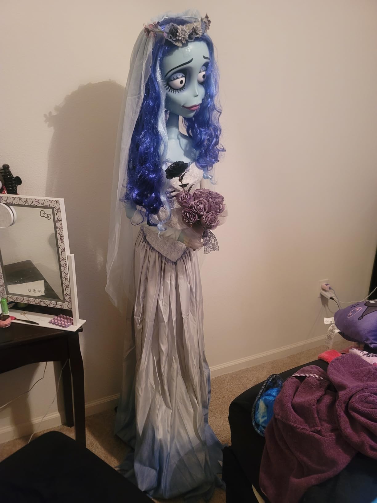 Spirit Halloween 5 Ft 10 in Emily Animatronic - Corpse Bride, Multicolor customer photo 1