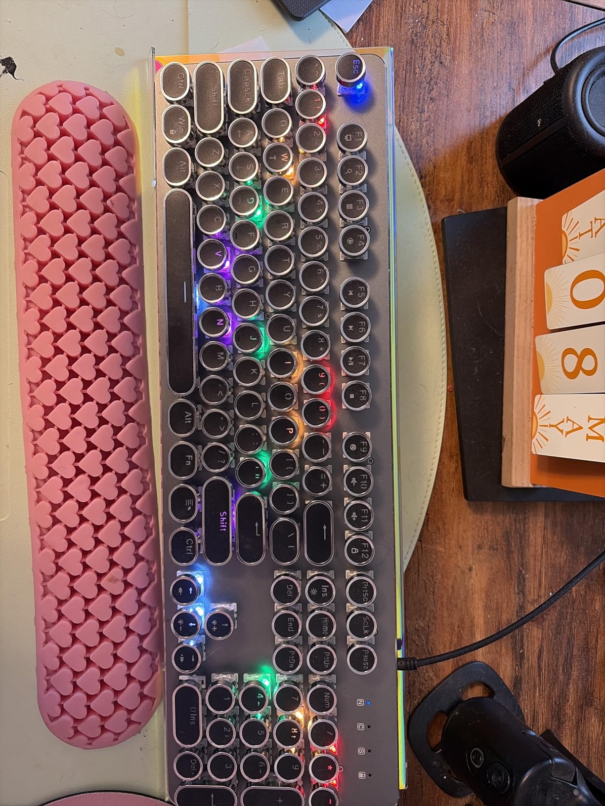 Typewriter Wired Mechanical Gaming Keyboard, Blue Switch LED Backlit | Metal Panel, Retro Punk Round Keycaps, 104 Keys Wired Keyboard for PC Laptop Mac Gamer, LED Rainbow Backlit,RisoPhy customer photo 1