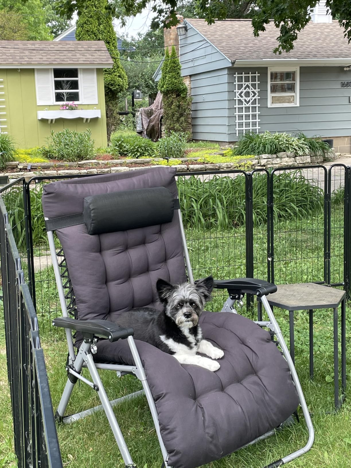 VEVOR Zero Gravity Chair, 26 inch Zero Gravity Recliner Lounge Chair for Indoor and Outdoor, Adjustable Anti Gravity Chair with Cushion, Headrest, Footrest, and Cupholder, 500 lbs, Black customer photo 1