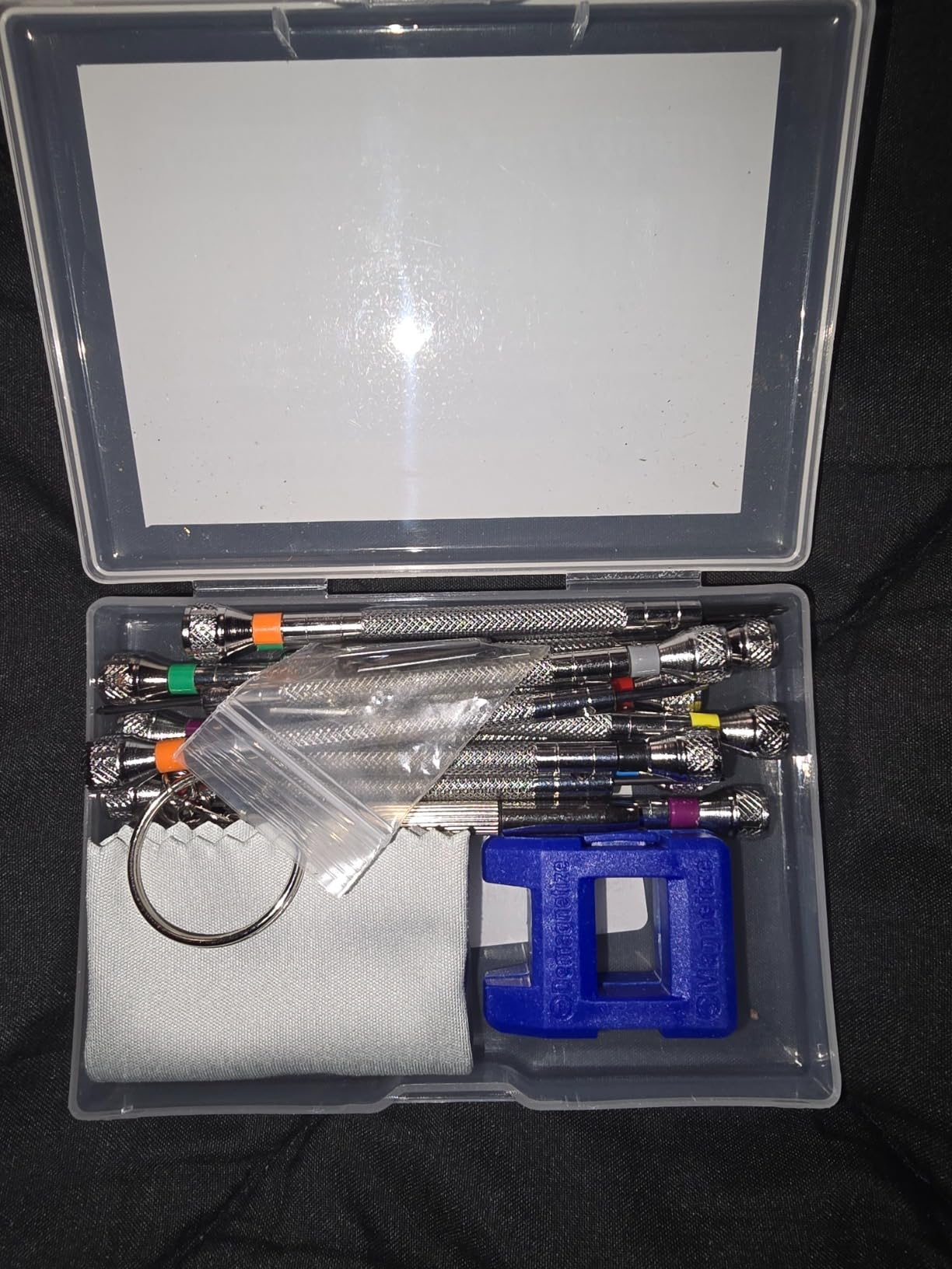 13PCS Professional Watch Screwdriver Set, AOMISIV Micro Precision Glasses Repair Kit, with 13PCS 0.6-2.0MM Extra Replace Blades, for Eyeglass Sunglass Watchmaker Jewelry Computer Phone Small Tools customer photo 1