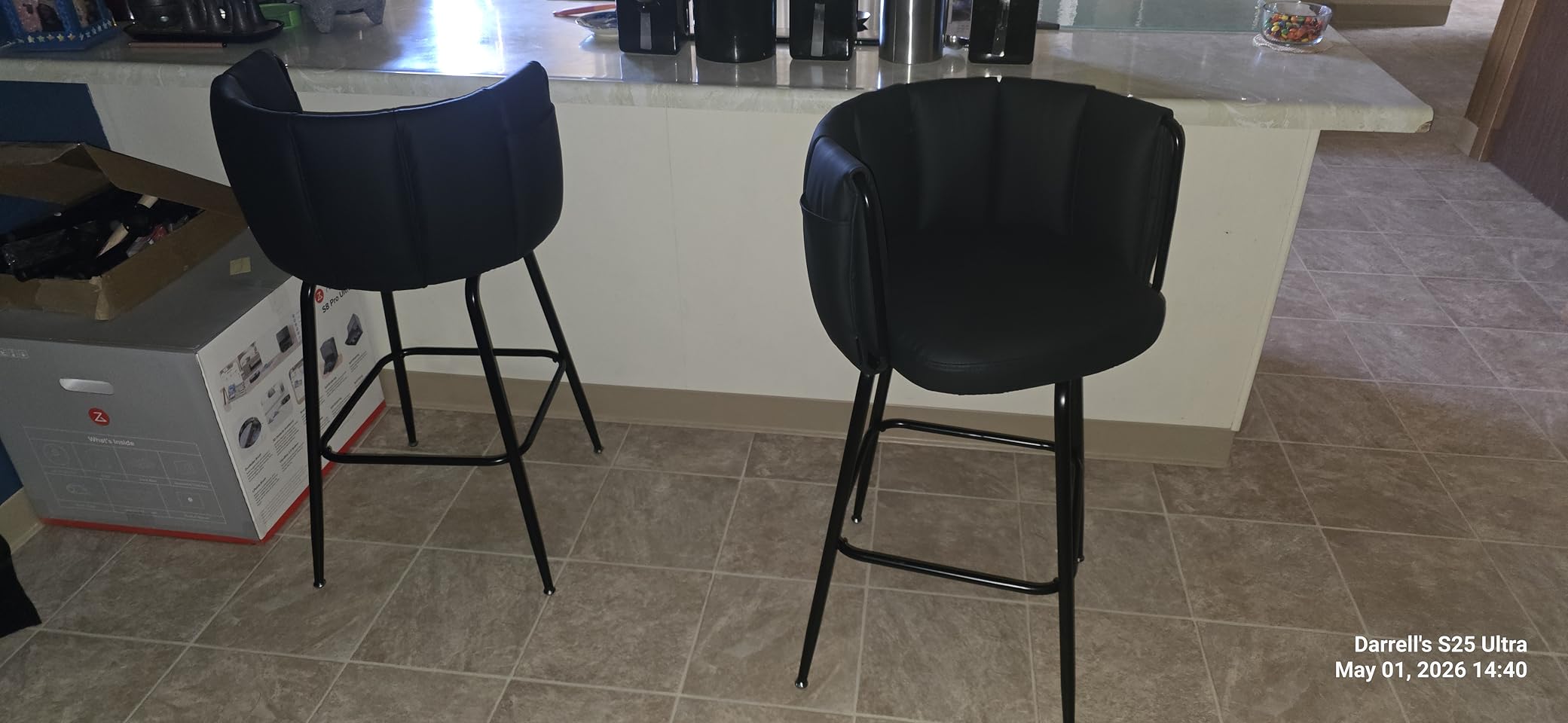 SONGMICS Home Bar Stools, Set of 2, Steampunk Counter Stool for Kitchen, Adjustable Height and Swivel Padded Seat, Workbench Stool, Ink Black ULJB096B01 customer photo 2