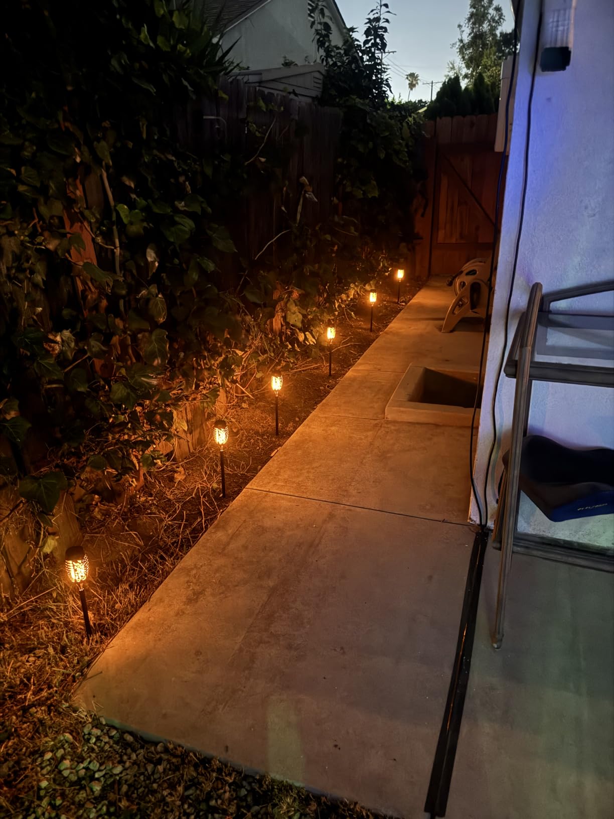 Toodour Solar Torch Flame Lights, 12 Pack Solar Lights Outdoor with Flickering Flame, Waterproof Patio Light Landscape Decoration Lighting for Garden, Lawn, Yard, Outdoor Decorations customer photo 2