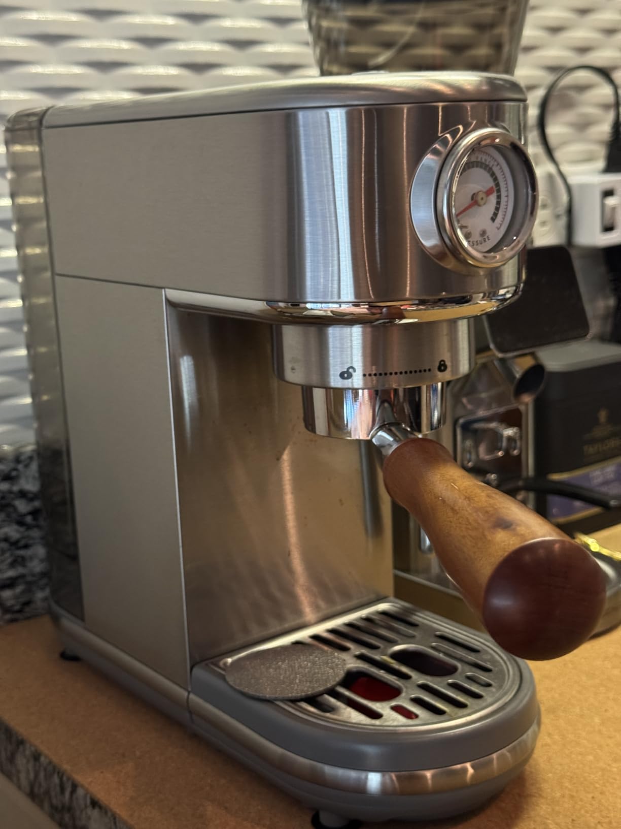 atatix Espresso Machine with Milk Frother, 20 Bar Pressure Espresso Maker, 44OZ Removable Tank, Compact Stainless Steel Coffee Machine for Home, Office, Latte, Cappuccino, Macchiato customer photo 1