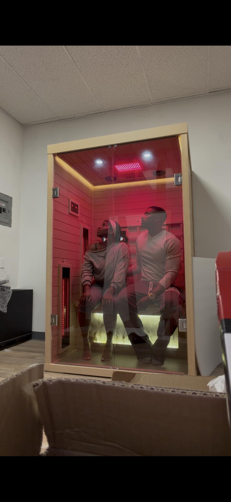 Ceramic Infrared Sauna Compact 1 Person Infrared Saunas for Home | Hemlock Wood Home Sauna Spa Far Infrared Sauna Indoor Low EMF Infrared Saunas for Home with Smart Display, Bluetooth Speaker customer photo 1