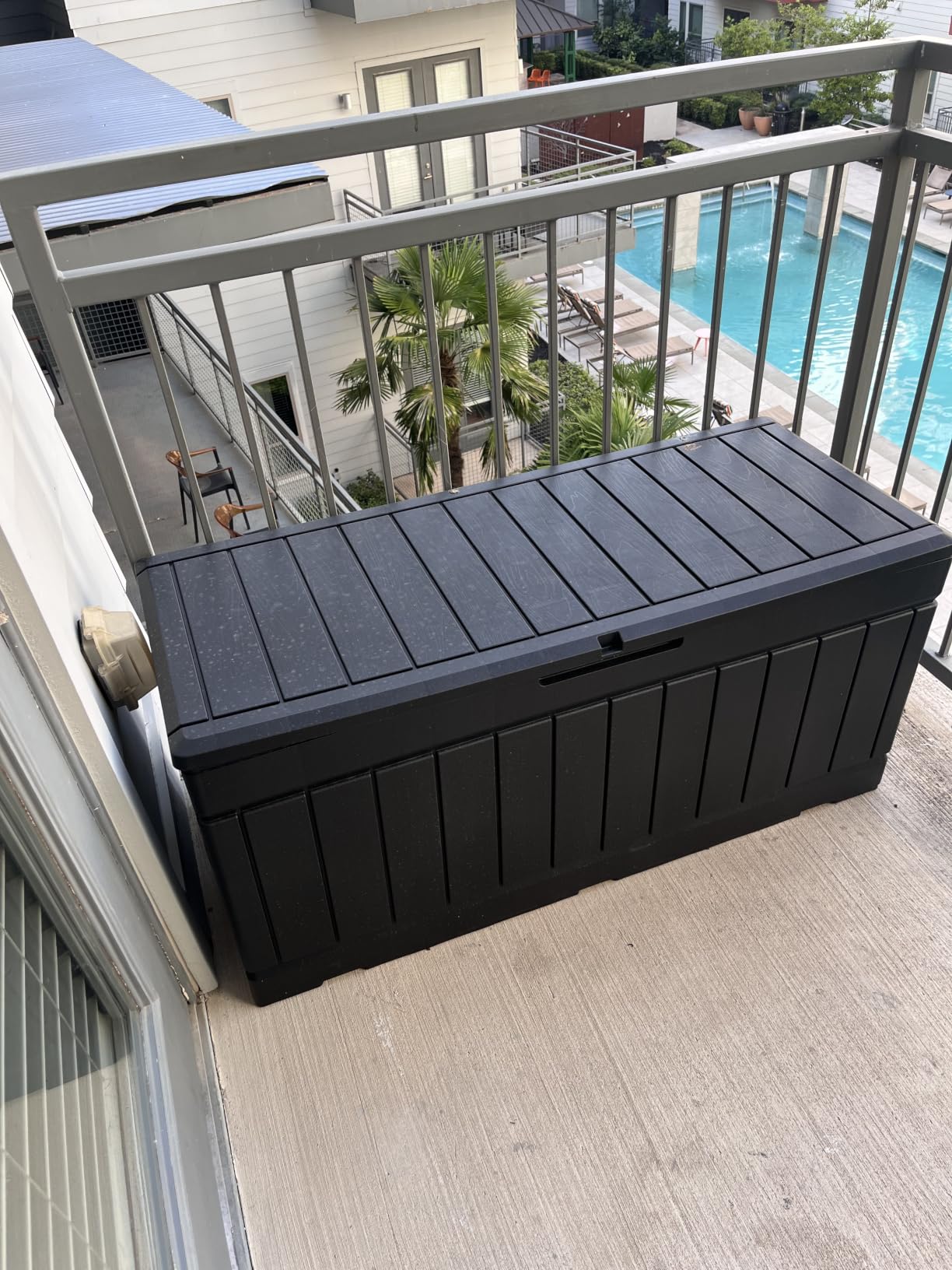Devoko 78 Gallon Deck Box, Waterproof Resin Outdoor Storage Box for Outside and Patio, Outdoor Storage Bench Lockable for Patio Furniture, Garden Tools and Pool Supplies (Black, 78 Gallon) customer photo 1