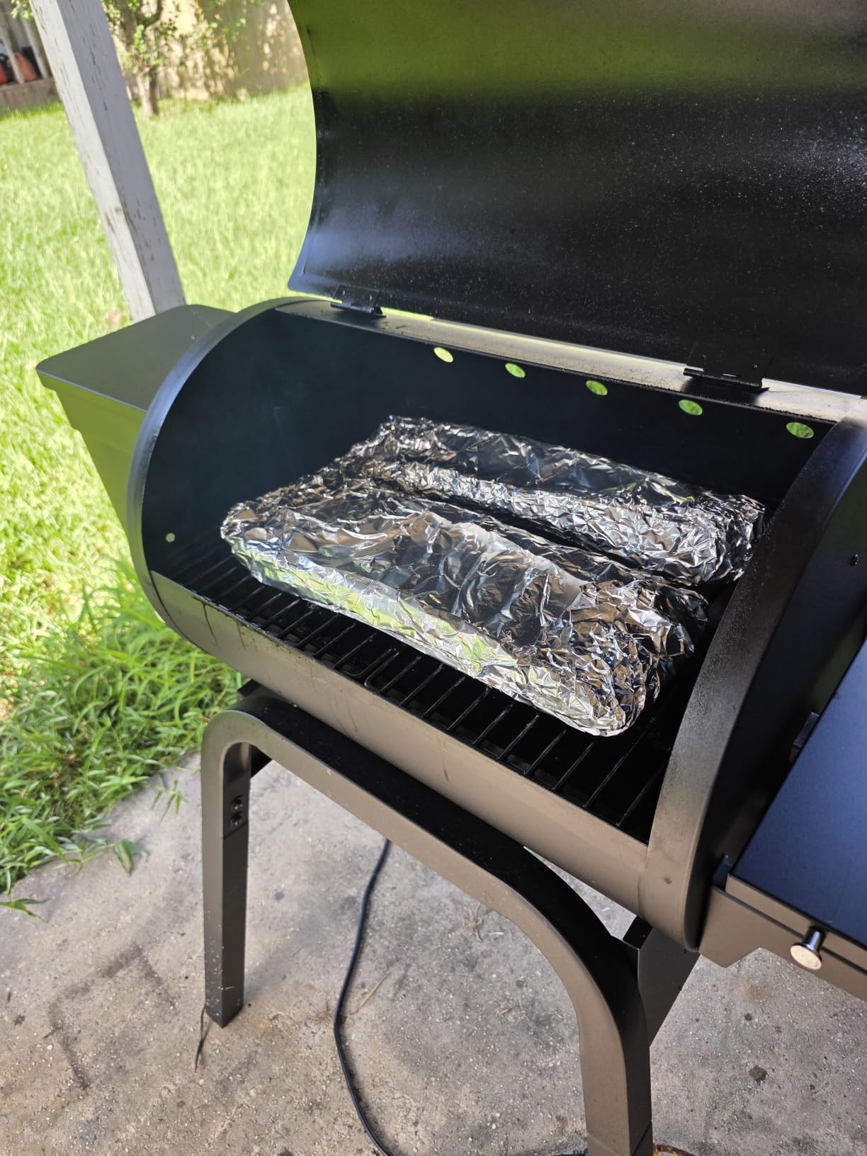 Brisk It Zelos-450 WiFi A.I. Electric Wood Pellet Smoker Grill - Smart Grill With Waterproof Cover - 450 sq.in Cooking Area,7-in-1 Outdoor Grill & Smoker, PID Controller (Up to 500°F), Meat Probe customer photo 1