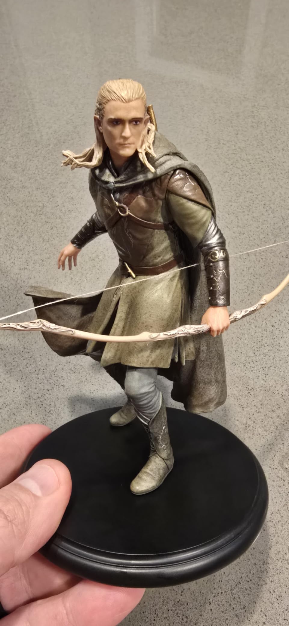 Weta Workshop Polystone - The Lord of the Rings Trilogy - Legolas Miniature Statue customer photo 2