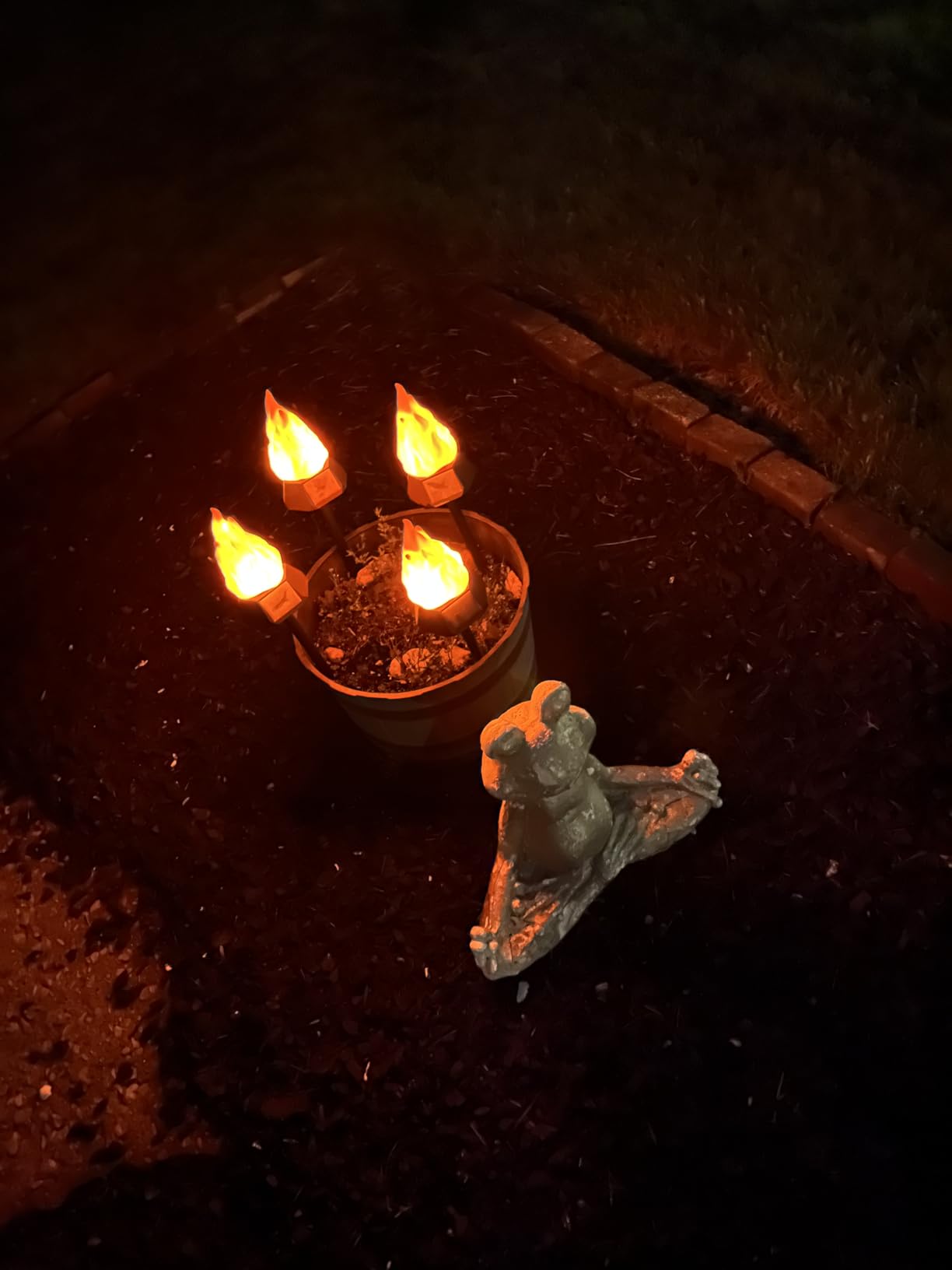 Toodour Outdoor Flame Lights with Bluetooth Speaker, 2 Pack Flickering Flame Decorative Lights with Speaker, Waterproof LED Flame Torche for Patio Path Yard Party Outdoor Decor customer photo 1