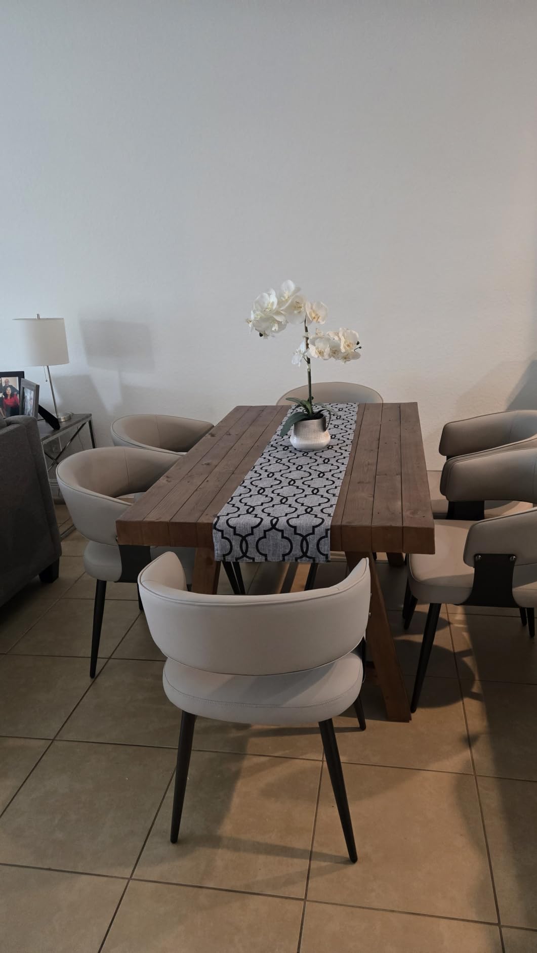 Rustic Farmhouse Dining Table, Reclaimed Solid Wood Kitchen & Dining Room Table for 4-6 People, 59