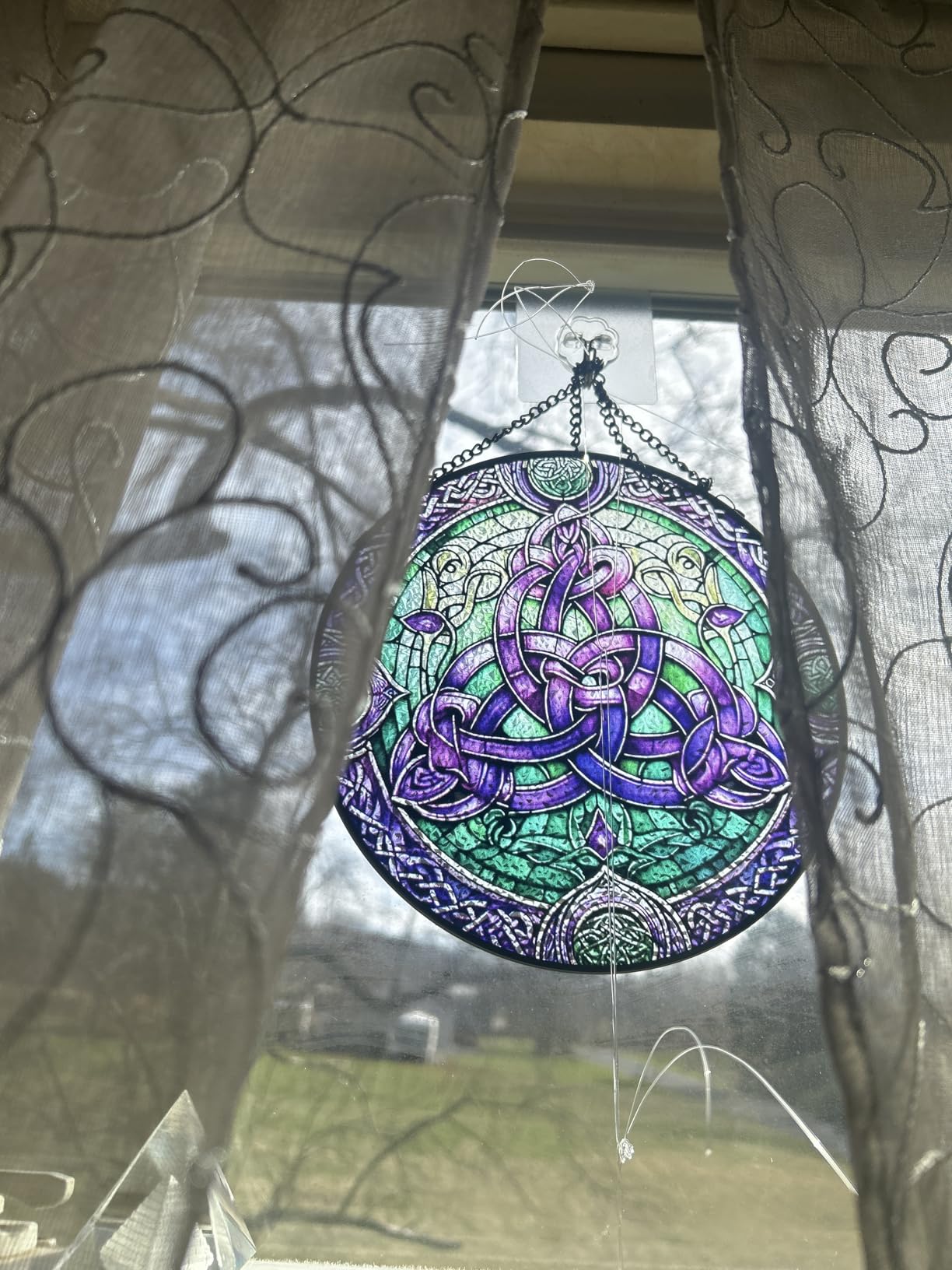 Stained Glass Window Hanging, LAOWEIKI 8'' Celtic Knot Suncatcher, Stained Glass Ornament, Suncatchers for Windows Hanging, Window Decor, Outdoor or Indoor, Gifts for Friends, Women, Art Lover customer photo 1