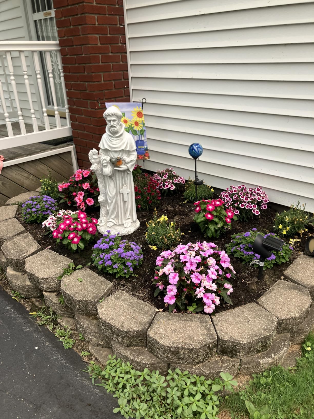 Praying Angel Statue Outdoor, Large Standing Garden Decor Figurine - Catholic Sculpture for Yard, Patio, or Cemetery, Memorial Guardian Angel Figurine customer photo 2
