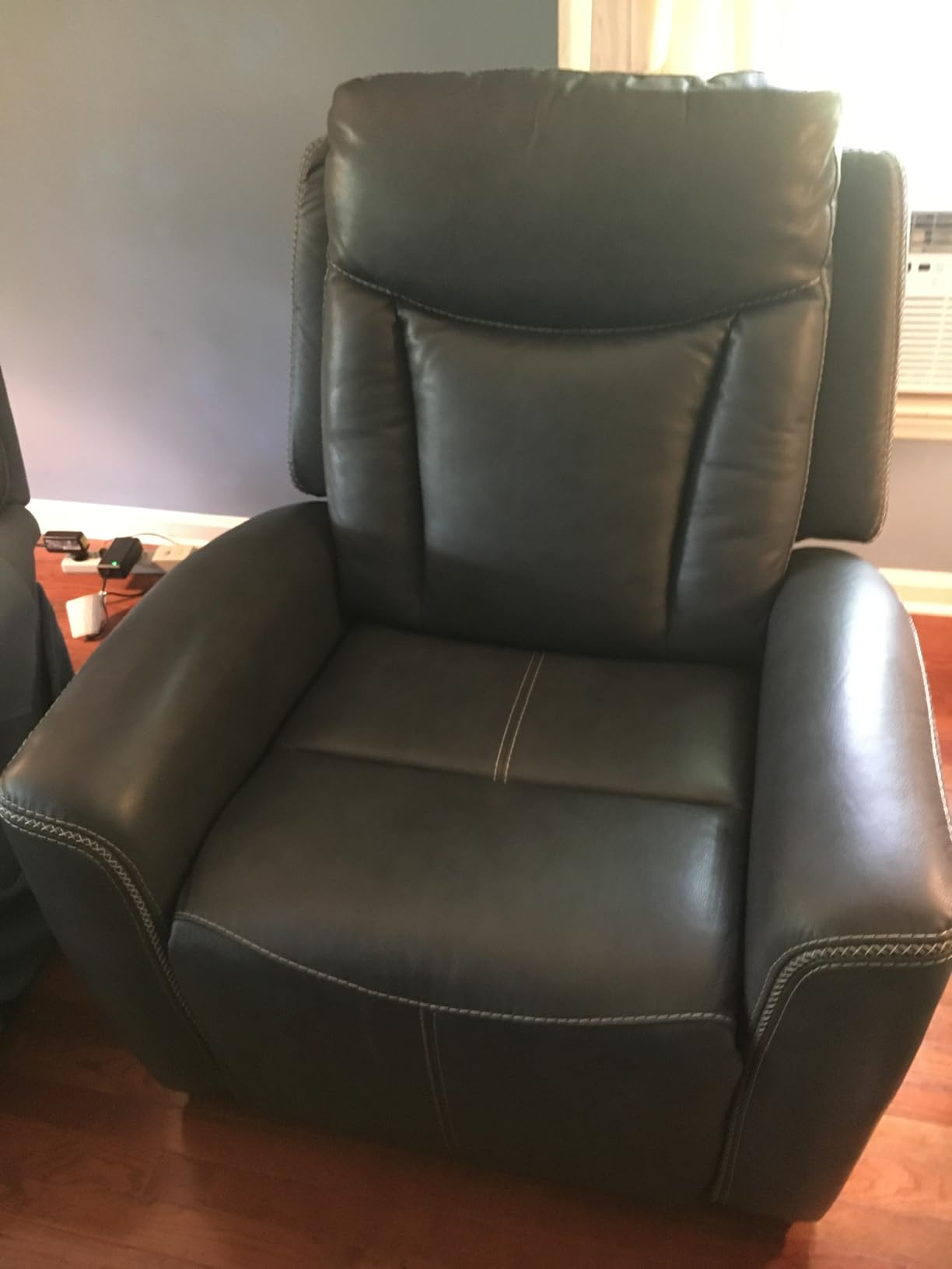 CHITA Genuine Leather Power Recliner Chair for Adults, Super Zero Gravity Recliner with Adjustable Power Headrest & USB/Type-C Ports, for Living Room, Bedroom & Home Theater, Light Gray customer photo 1
