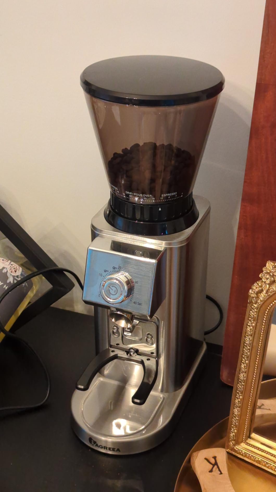 IAGREEA Coffee Grinder for Home Use, Conical Burr Espresso Grinder 48 Grind Settings, 450RPM Low-Speed Anti-Static, Precision Timer for Espresso, Drip, French Press, Cold Brew, Metallic Silver customer photo 1