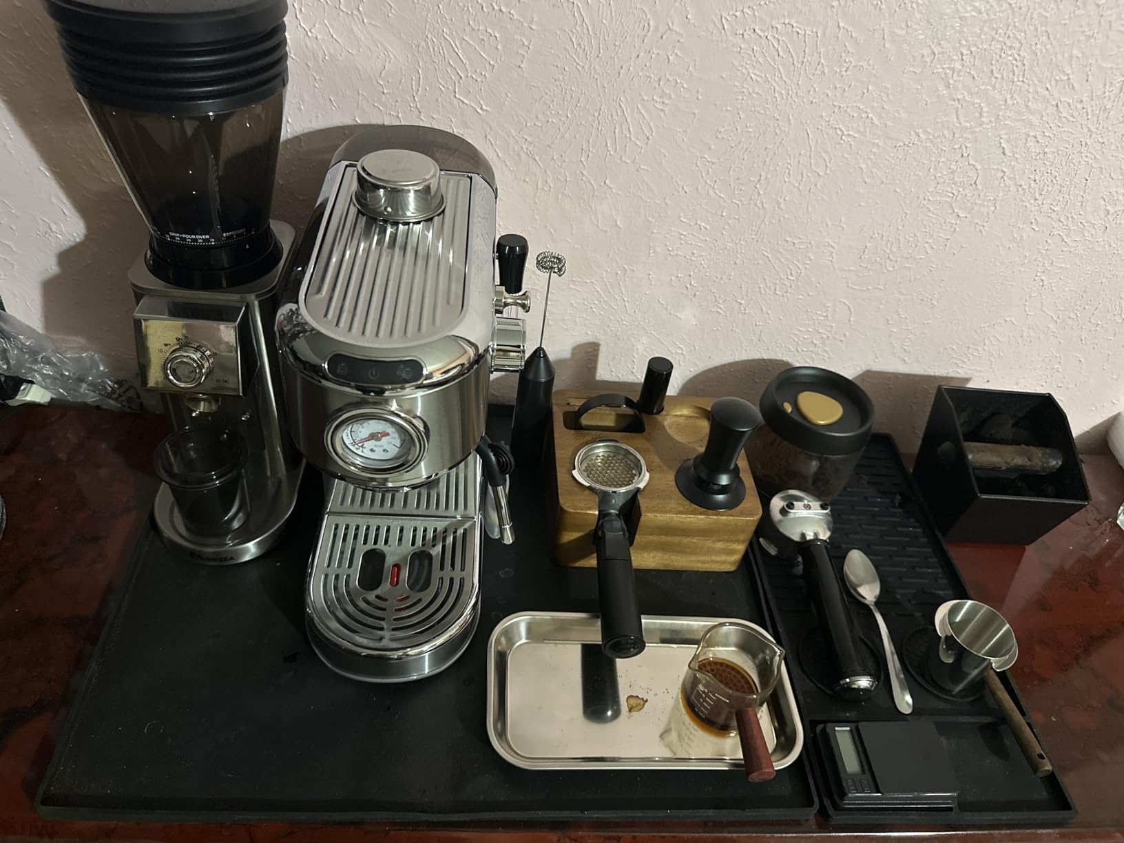 IAGREEA Coffee Grinder for Home Use, Conical Burr Espresso Grinder 48 Grind Settings, 450RPM Low-Speed Anti-Static, Precision Timer for Espresso, Drip, French Press, Cold Brew, Metallic Silver customer photo 2