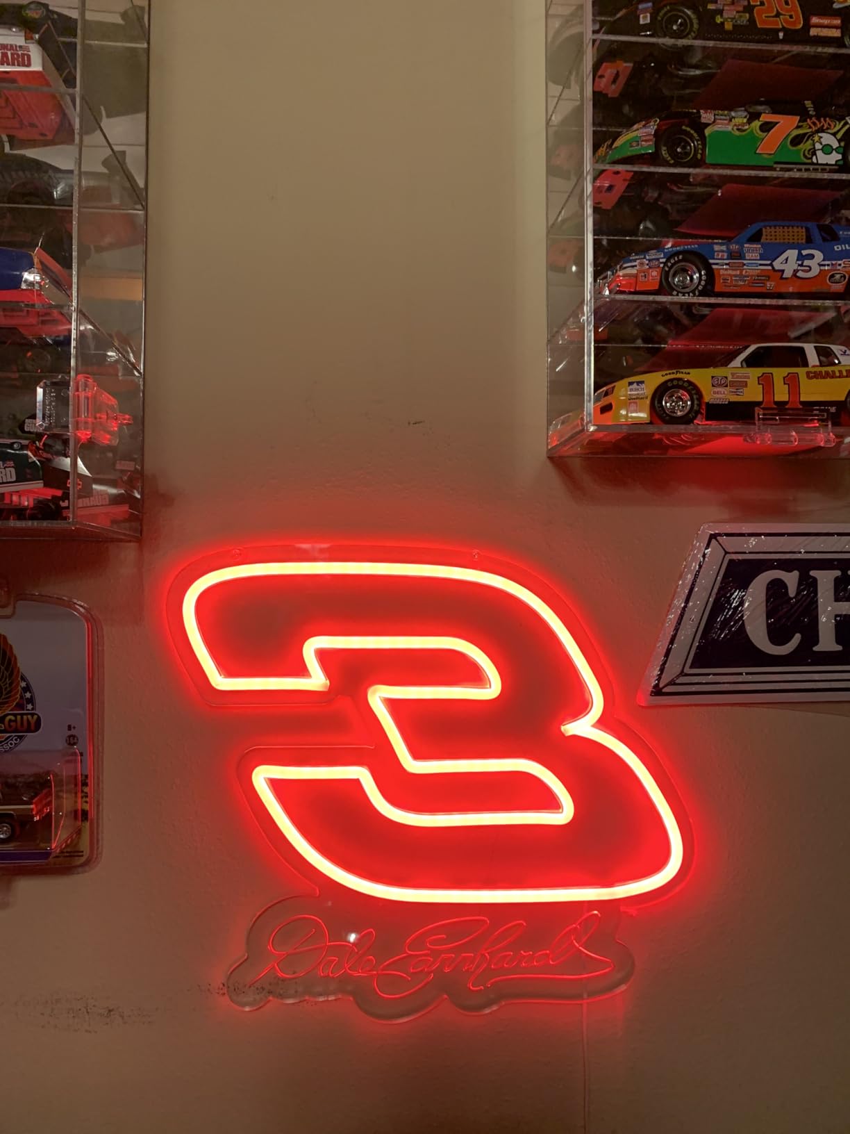 Horror Movies Neon Signs For Wall Decor, Dimmable Friday The 13th Led Light Up Signs for Room Bar Man Cave Movie Night Party Halloween Decorations Gifts 12.2 * 12.5 inch customer photo 1