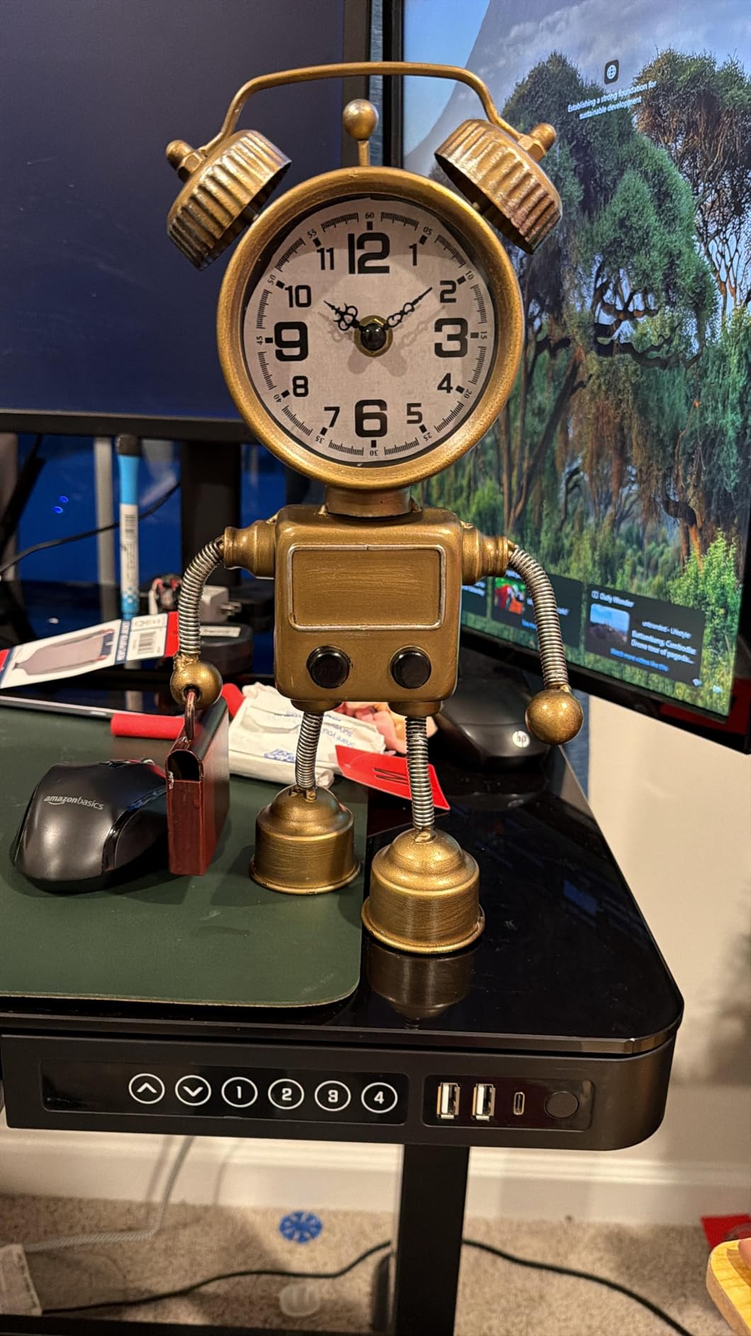 AYRELY Industrial Steampunk Robot Table Clock,Battery Operated Metal Desk&Shelf Clock,Retro Mechanical Decorative Clock for Home,Living Room,Fireplace Decor customer photo 1