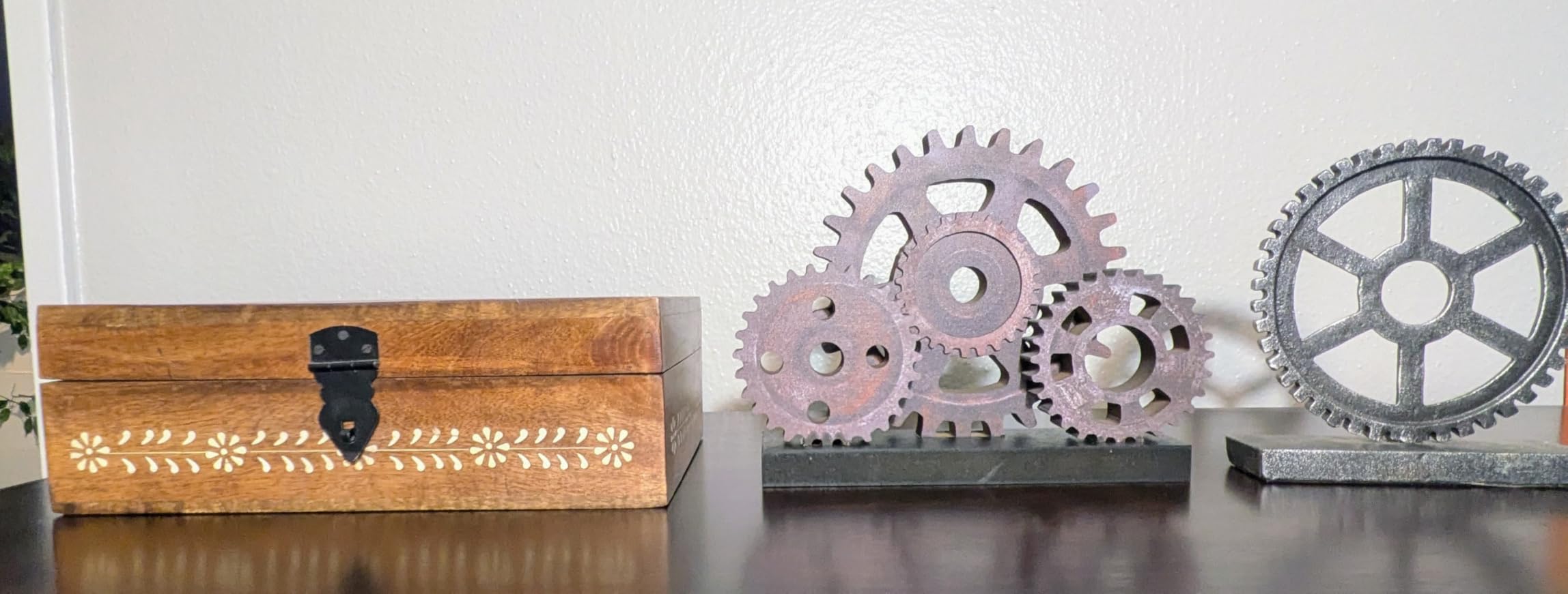 Novabright Steampunk Industrial Gear Train Figurine, Vintage Copper Colored Wooden Gear Wheel Desktop Ornament customer photo 2