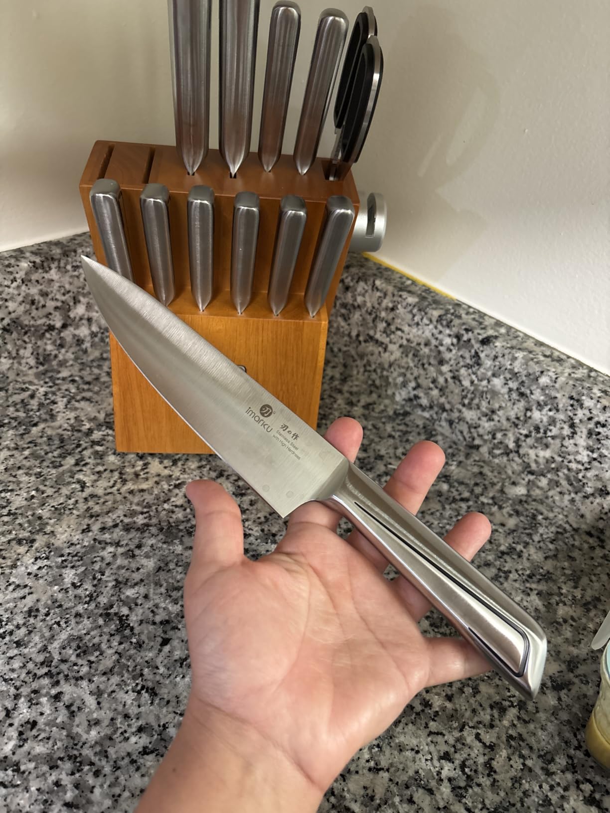 imarku Japanese High Carbon Stainless Steel Knife Set with Block, Precision-Forged Gyutou Kitchen Knives with Built-in Sharpener, Ultra-Sharp 10-15° Edge, Ergonomic Non-Slip Handle, Dishwasher Safe customer photo 1