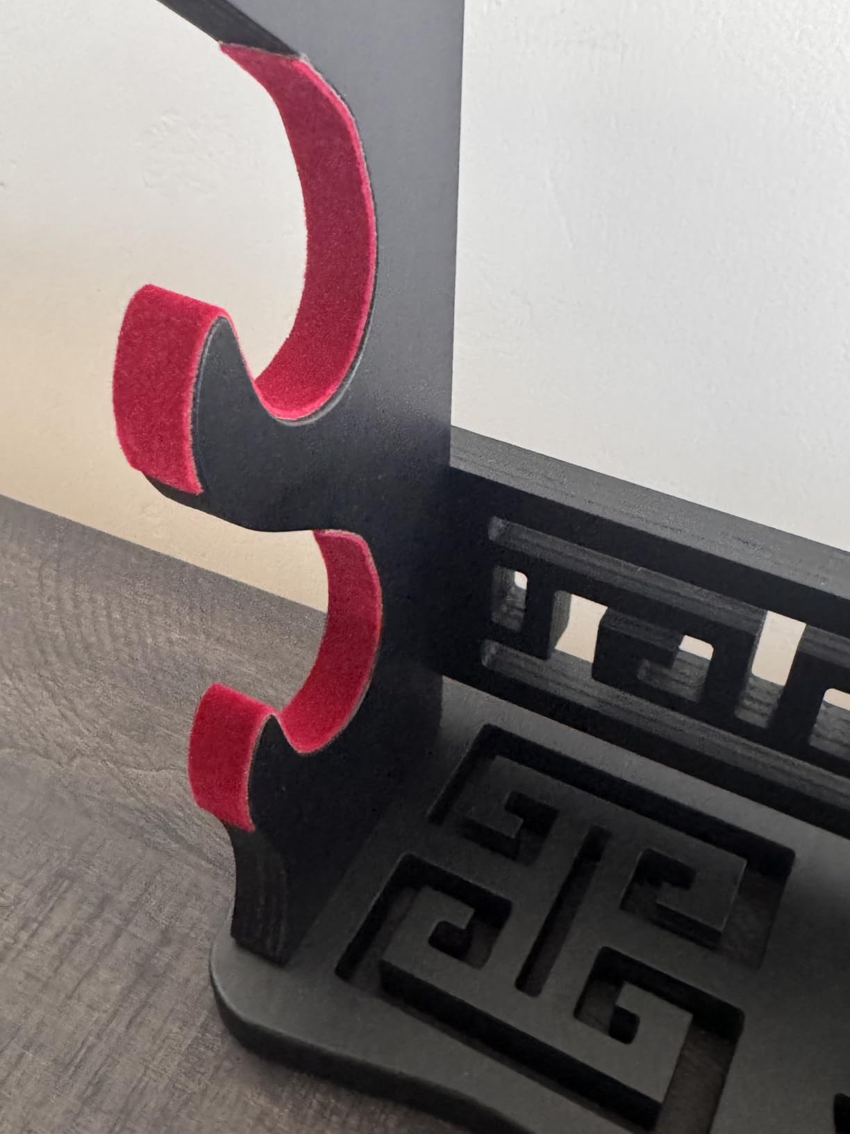 4-Tier Sword Wall Mount & Desktop Rack, 2-in-1 Sword Holder with Unique Hollow Carving, Red Velvet Lining for Samurai Katana Longsword Saber Display customer photo 2