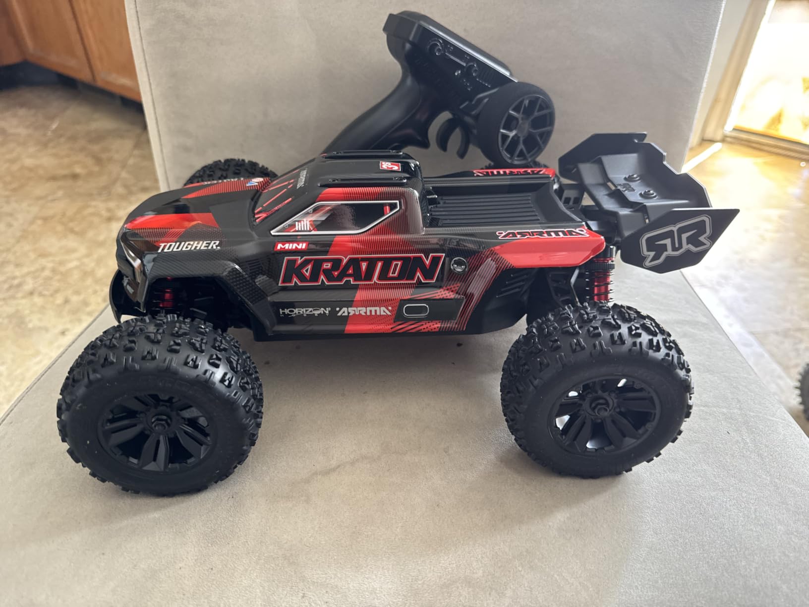 ARRMA 1/16 Mini Kraton 3S DSC 4X4 RTR Brushless RC Speed Truck, Black/Red, ARA2508T1 customer photo 1