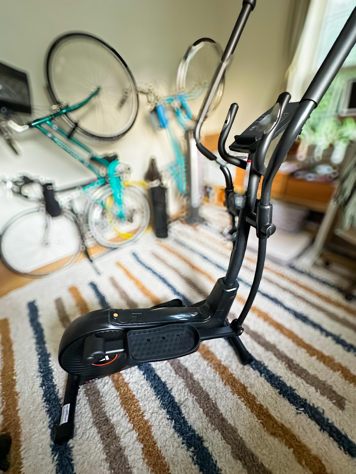 pooboo Elliptical Machine, Elliptical Exercise Machine with 16-Level Resistance & Quiet Magnetic Driving System, 15.5-17IN Stride, 350LBS Weight Capacity customer photo 2