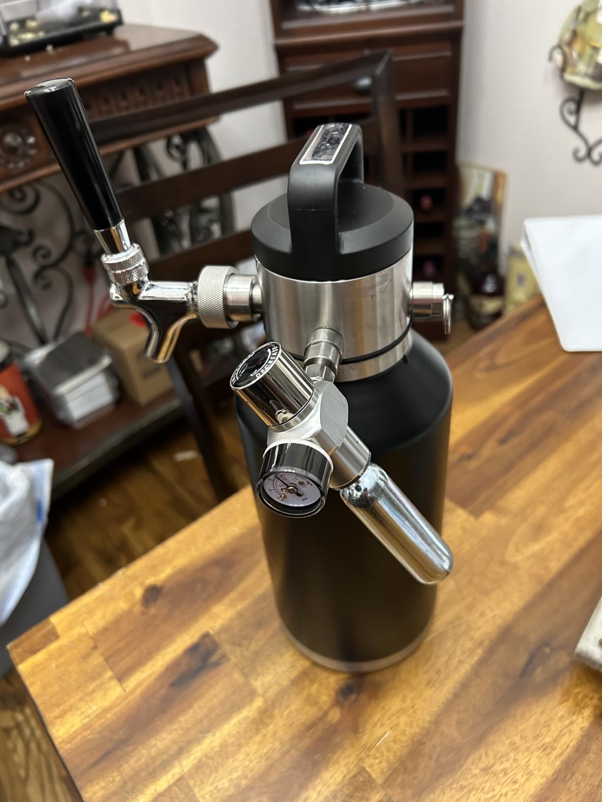 VEVOR 170oz Mini Keg, Pressurized Growler Tap System, 304 Stainless Steel Beer Kit, with Co2 Regulator, Self-Closing Faucet, Keeps Fresh and Carbonation for Homebrew, Craft and Draft Beer customer photo 1