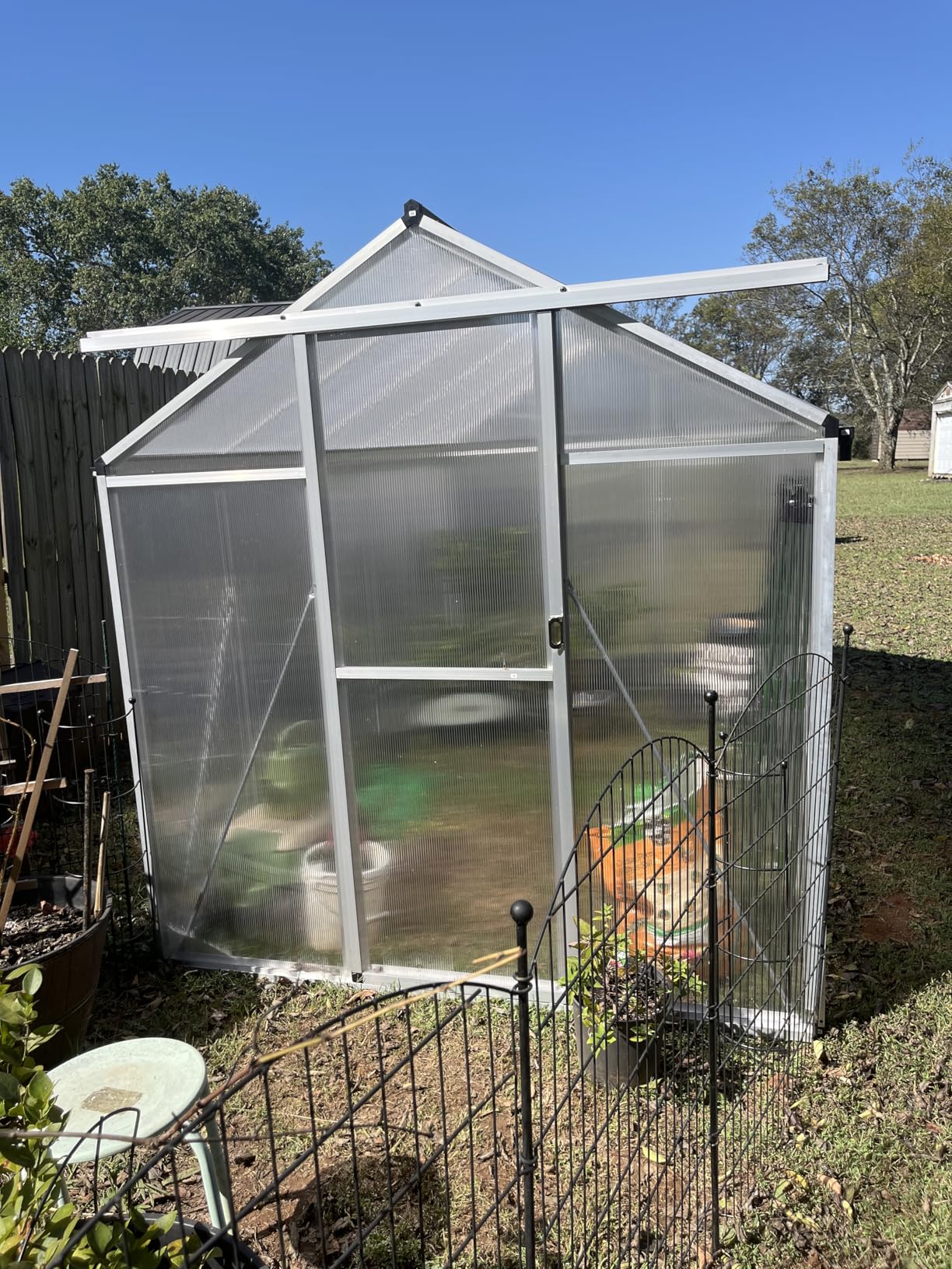 Garvee 8x12 ft Greenhouse - Aluminum Greenhouses for Outdoors, Large Polycarbonate Greenhouse with Roof Vent, Heavy duty Walk-in Green Houses for Outside Garden, Backyard, Patio, Lawn, Easy Assembly customer photo 1