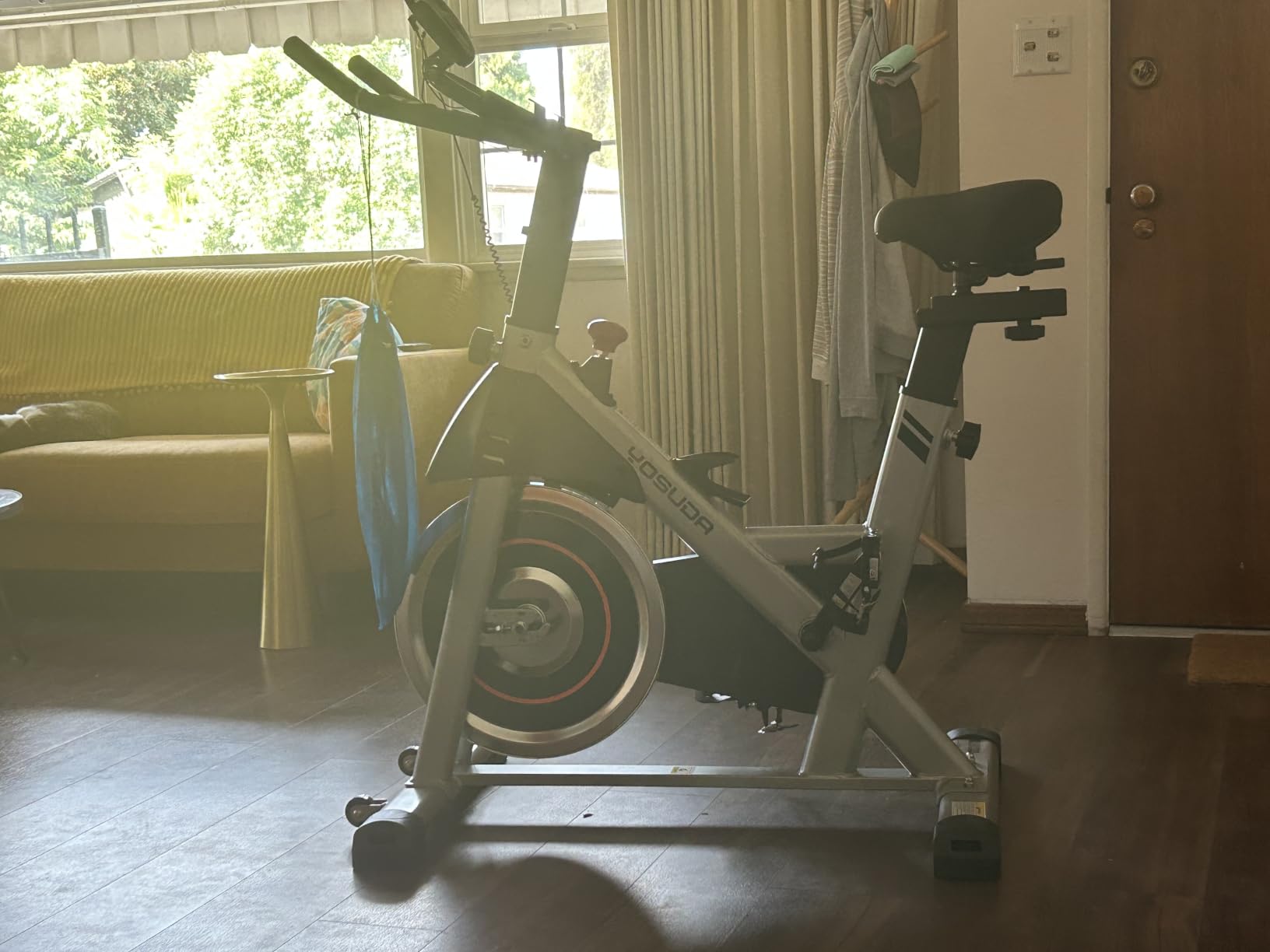 YOSUDA Exercise Bike, Brake Pad Stationary Bike for Home with Exclusive App, Magnetic Indoor Cycling Bike with 300 lb Weight Capacity, Low Noise, Tablet Holder and Fitness Courses for Weight Loss customer photo 1