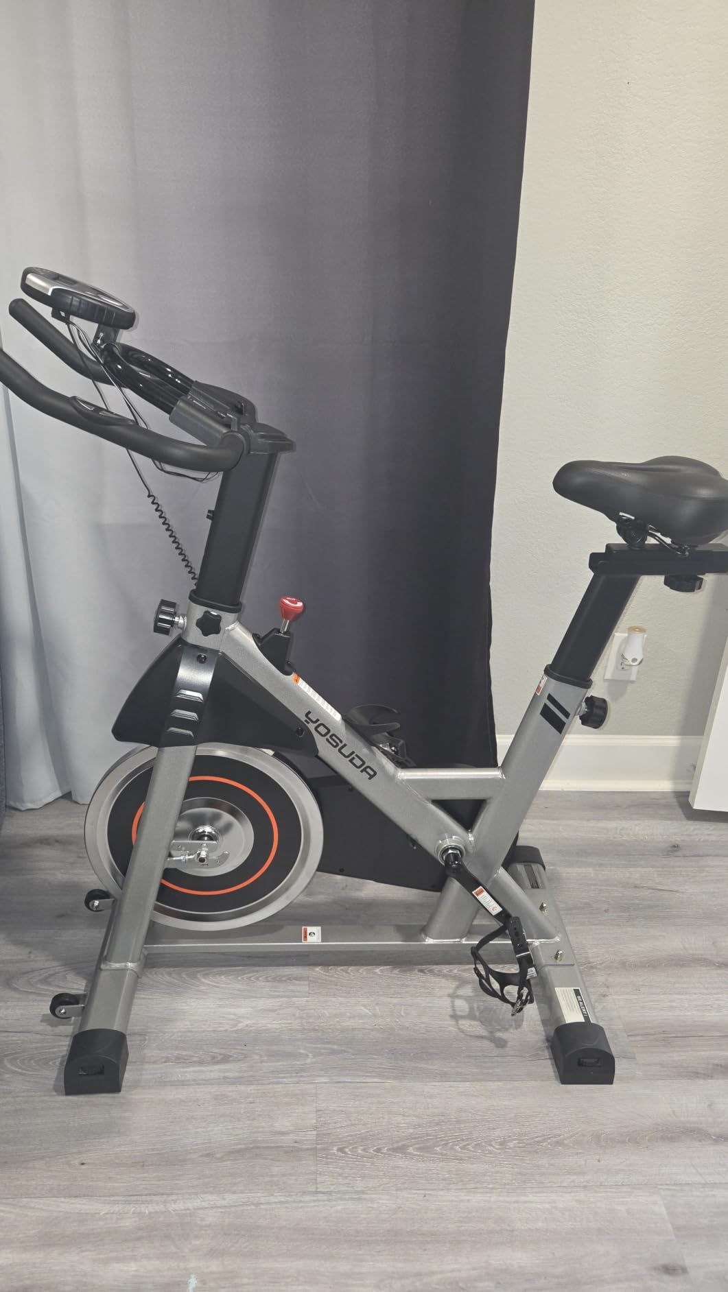 YOSUDA Exercise Bike, Brake Pad Stationary Bike for Home with Exclusive App, Magnetic Indoor Cycling Bike with 300 lb Weight Capacity, Low Noise, Tablet Holder and Fitness Courses for Weight Loss customer photo 2