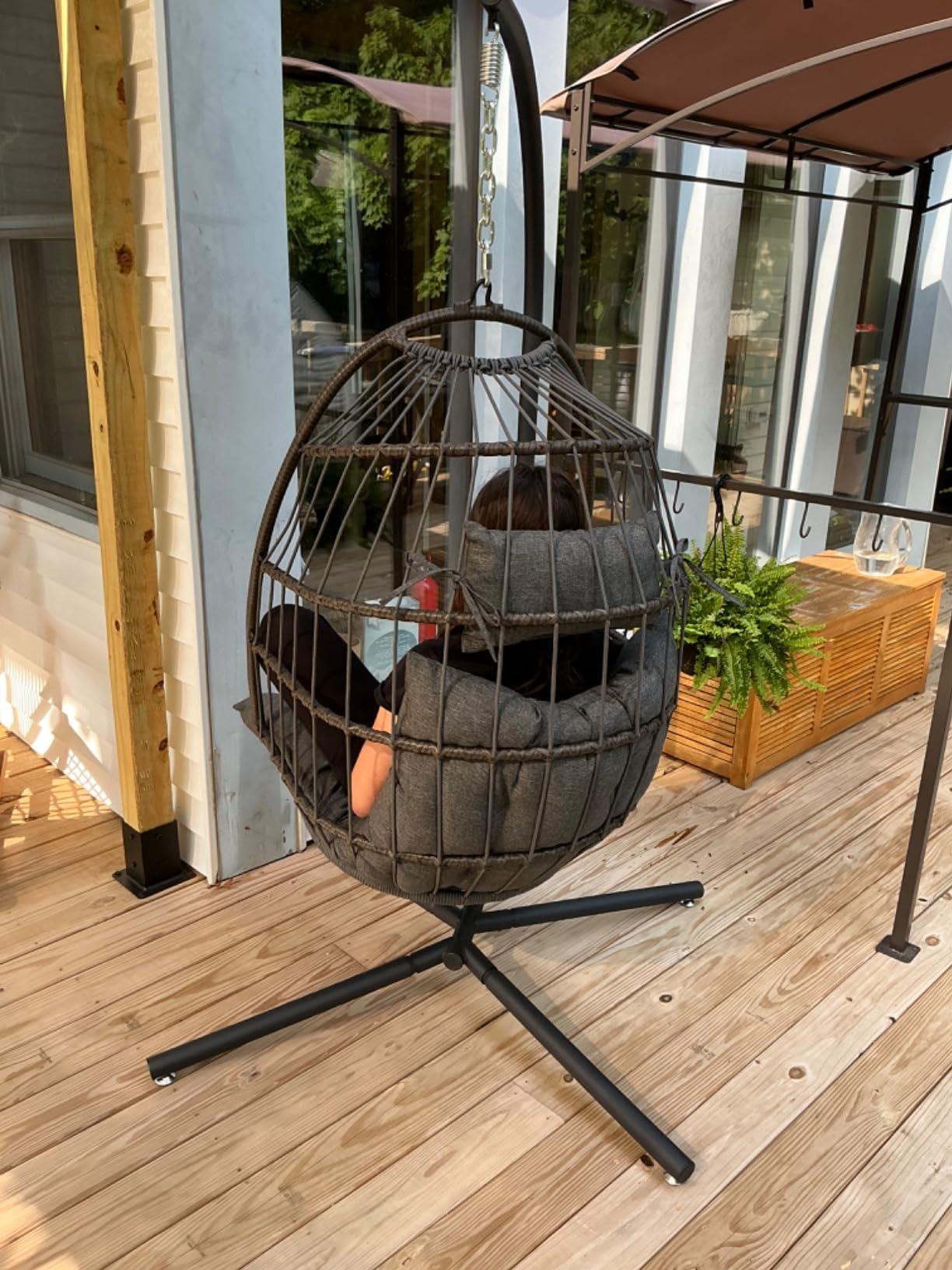 SereneLife Hanging Egg Chair with Stand - Wicker Rattan Outdoor Swing Chair, Powder-Coated Steel Frame, Padded Cushion & Headrest customer photo 1