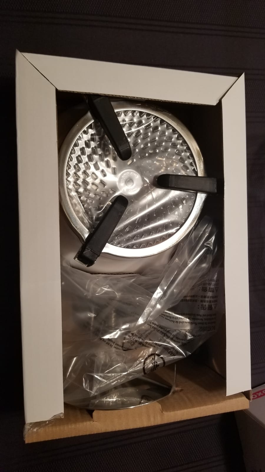 OXO Good Grips Stainless Steel Food Mill For Purees | 2.3 Qt Capacity, Three Grinding Disks for Different Textures, Non-Slip Legs, Ideal for Purees and Sauces, Dishwasher Safe customer photo 2