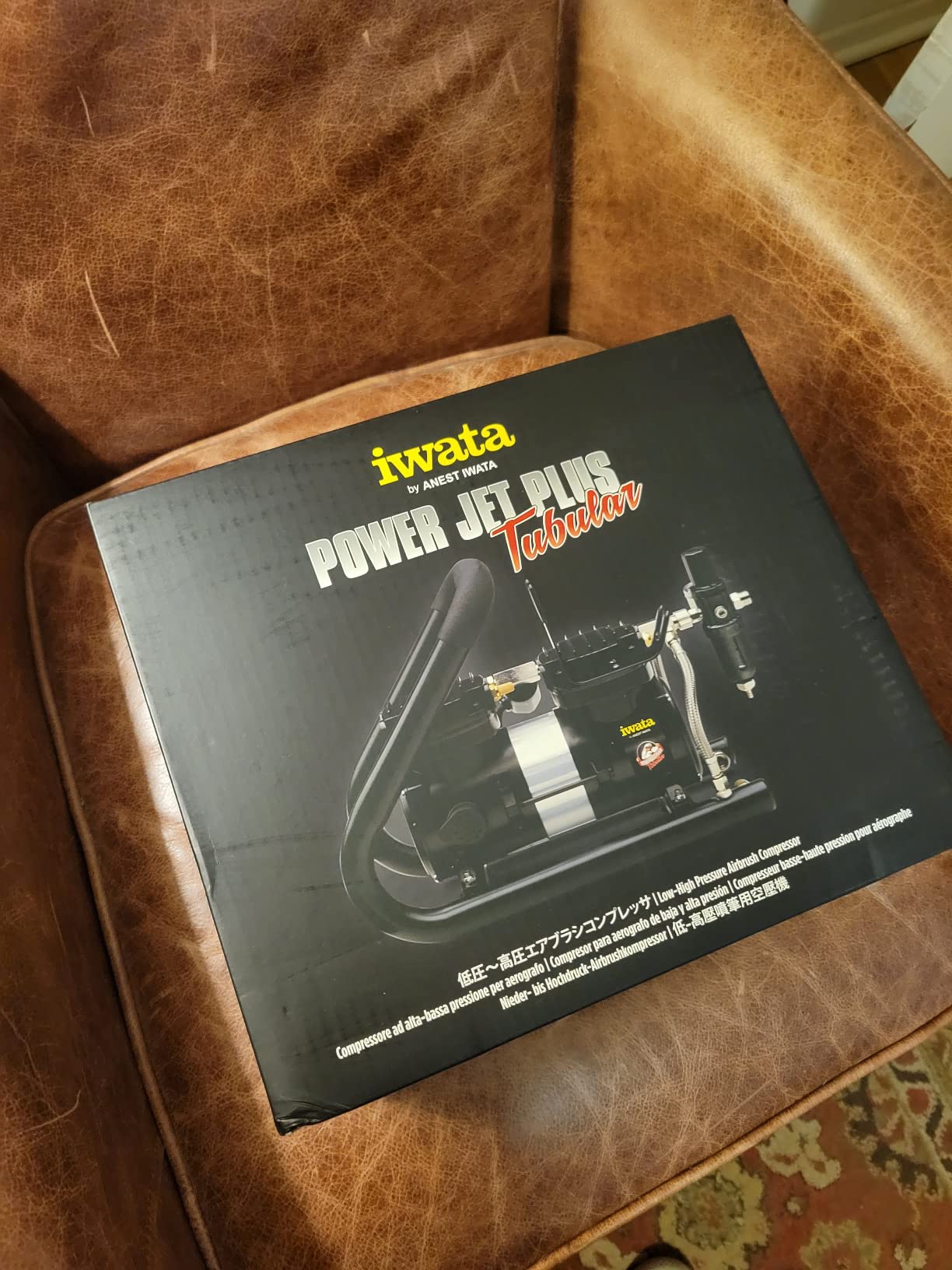 Iwata-Medea Studio Series Power Jet Lite Double Piston Air Compressor customer photo 2