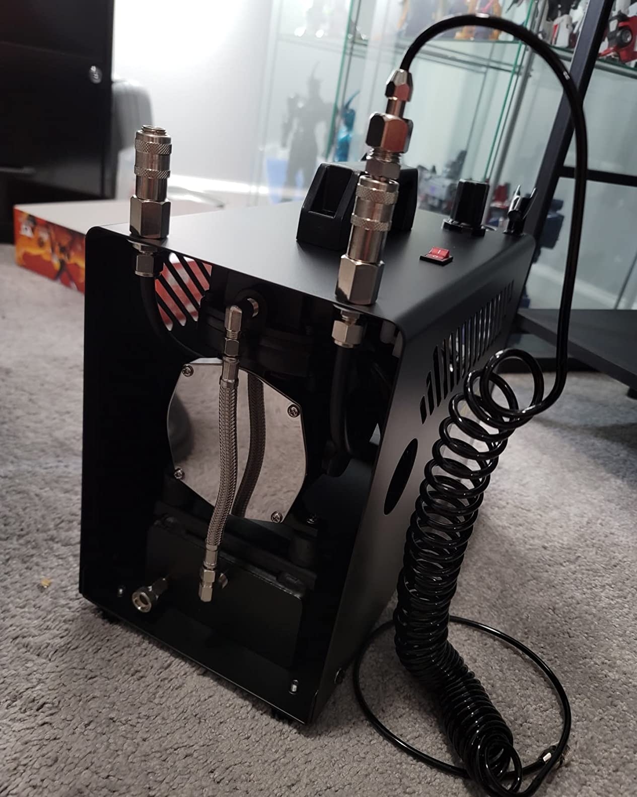 Iwata Power Jet Pro Dual Airbrush Compressor with 2L Air Tank, Dual Regulators, Auto Shut-Off Technology, 1-50 PSI Adjustable Output, Includes Hoses & Airbrush Adapters, 110-120V 60Hz customer photo 1