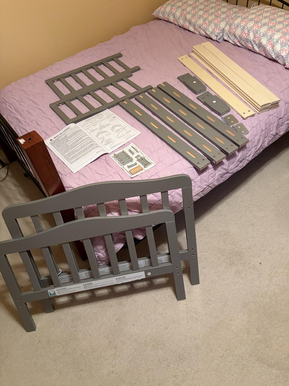 Dream On Me Classic Design Toddler Bed In White, Greenguard Gold And JPMA Certified, Low To Floor Design, Two Side Safety Rails, Non-Toxic Finishes, Wooden Nursery Furniture customer photo 1