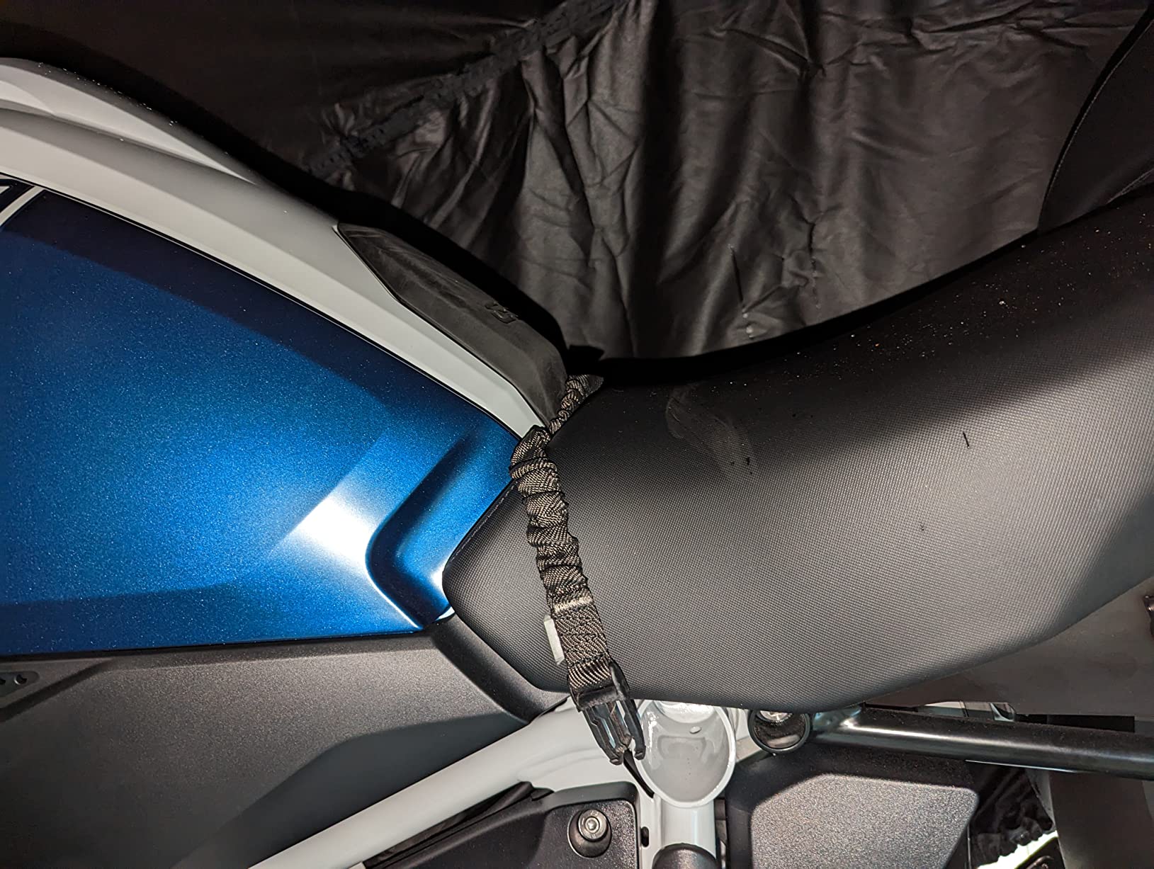 Dowco Guardian 50004-02 WeatherAll Plus Indoor/Outdoor Waterproof Motorcycle Cover: Black, X-Large customer photo 2