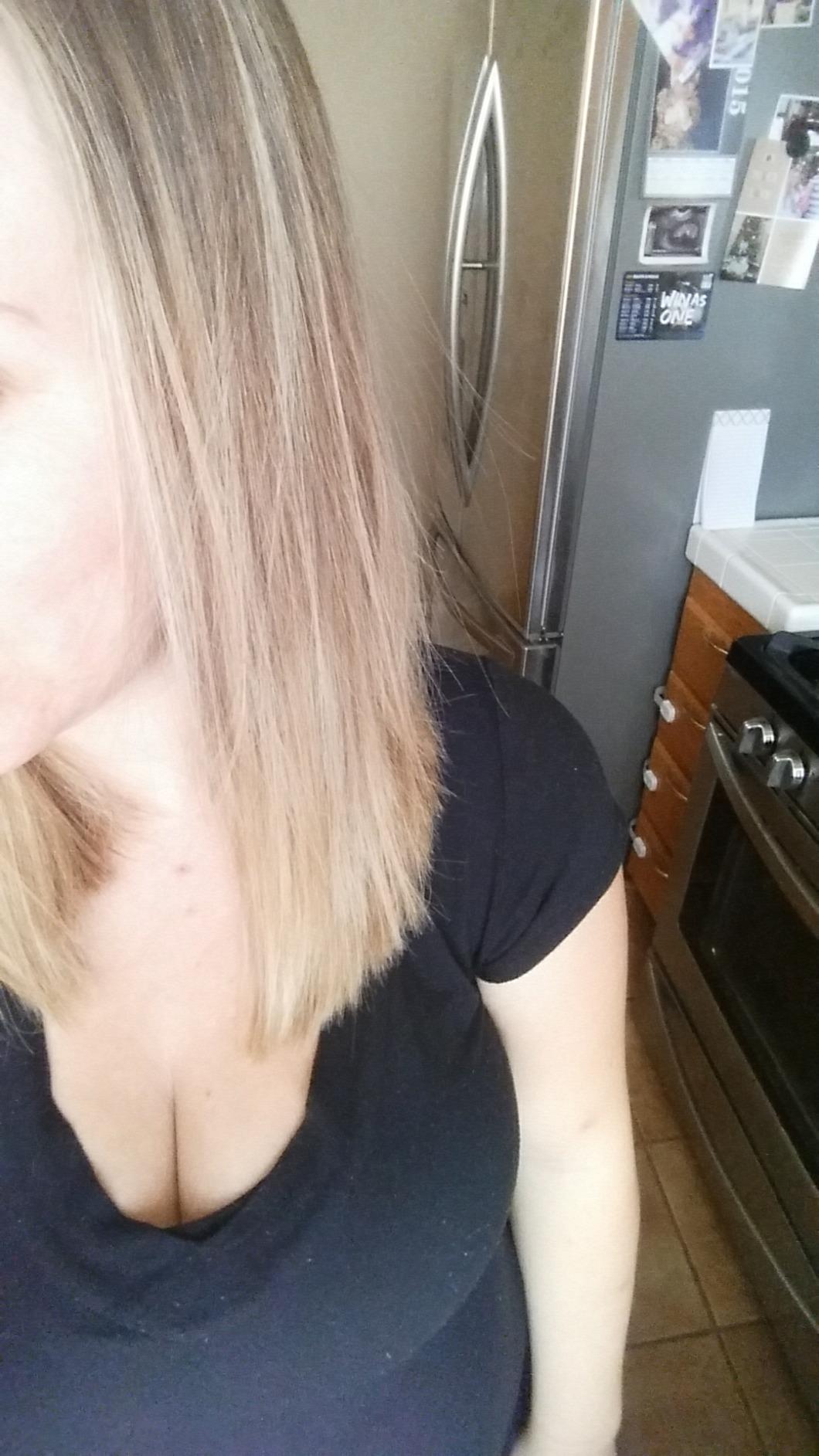 Croc Classic Silver Titanium Flat Iron Hair Straightener, 1.5 Inch customer photo 2
