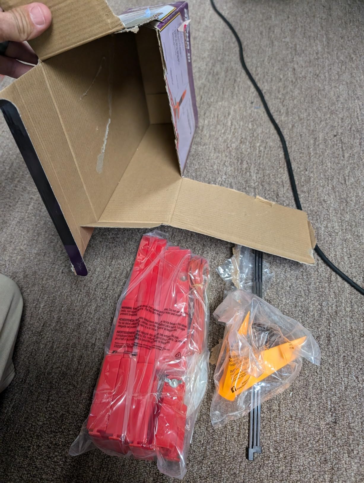 Estes 1427 Alpha III Rocket-Building Kit, Beginner Flying-Rocket Model Kit for Ages 10+, Includes Launch Pad and Controller customer photo 2