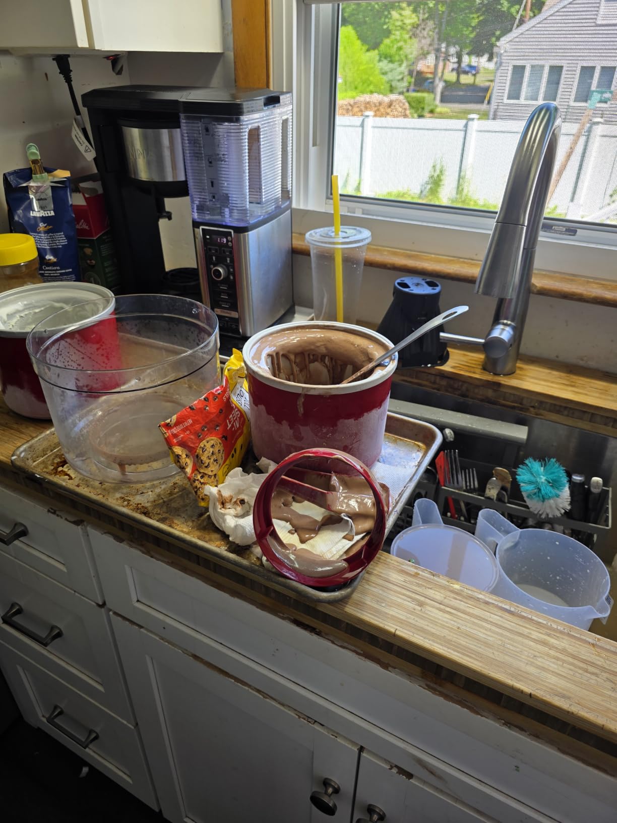 Cuisinart ICE-21P1 Ice Cream Maker Machine, 1.5 Quart Freezer Bowl, Frozen Yogurt & Sorbet Maker, White customer photo 2