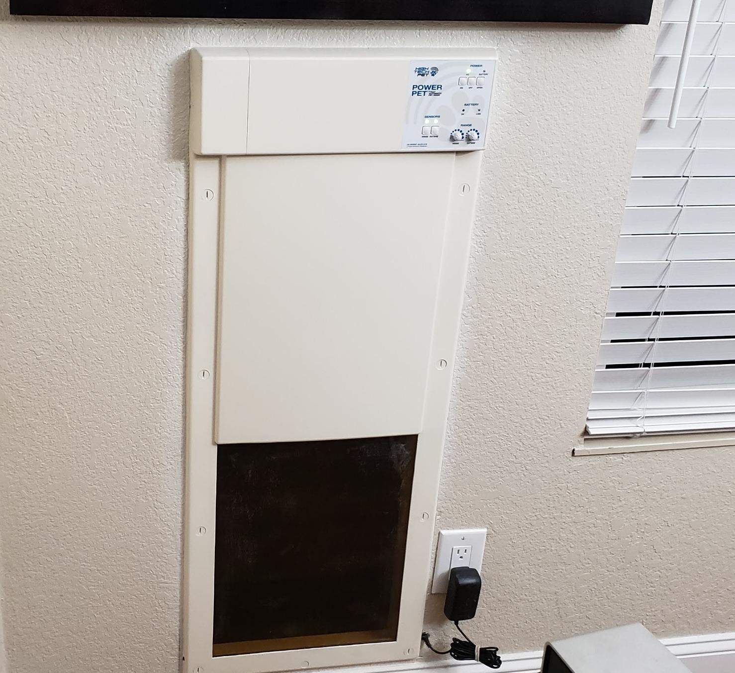 Genuine Power Pet Fully Automatic Pet Door from High Tech Pet Brand, Pet Collar Operated, 4 Way Access, Directional Sensing, Dead Bolt Lock customer photo 2