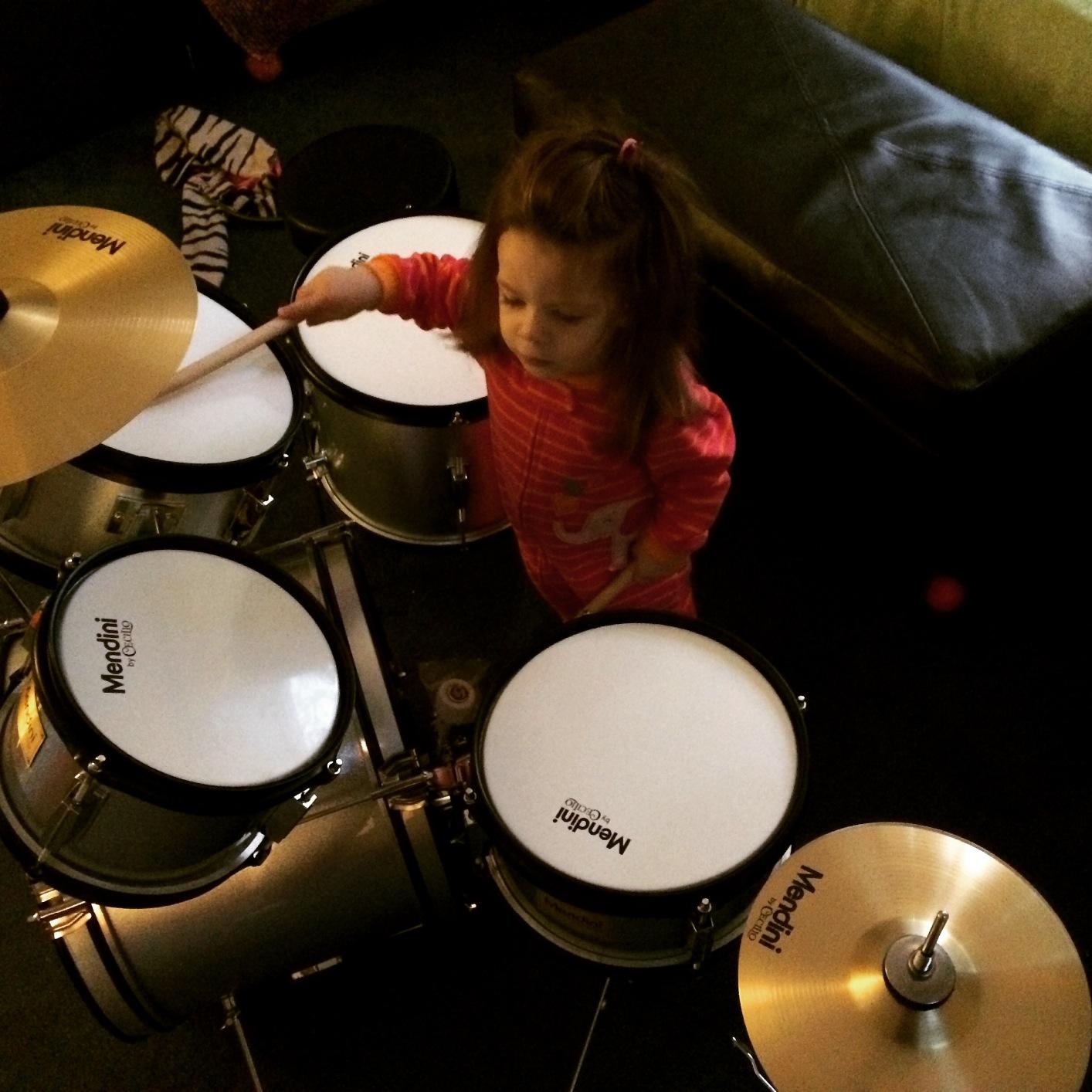 Mendini by Cecilio 5 Piece 16 Inch Junior Drums Set - Metallic Blue customer photo 1