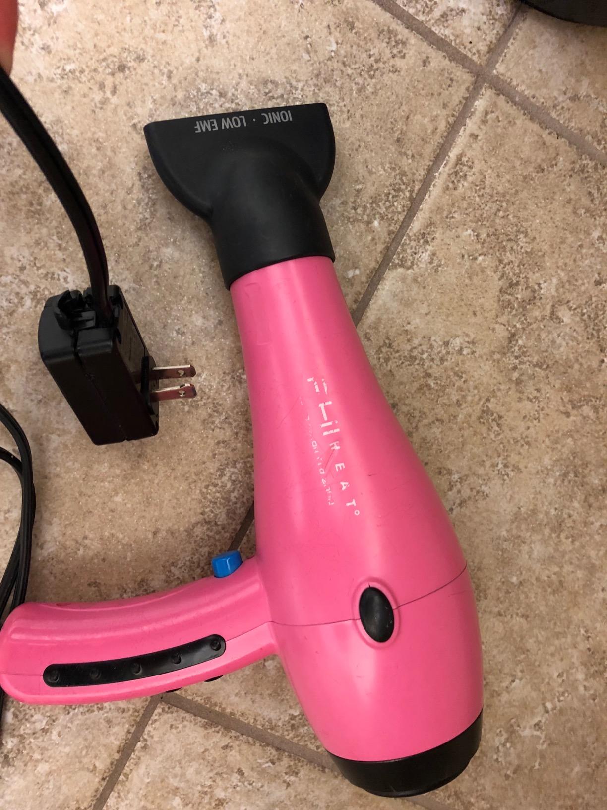 FHI HEAT Platform Nano Power Salon Pro 2000 Tourmaline Ceramic Quick Dry Hair Dryer with 3 Piece Attachment Set customer photo 2