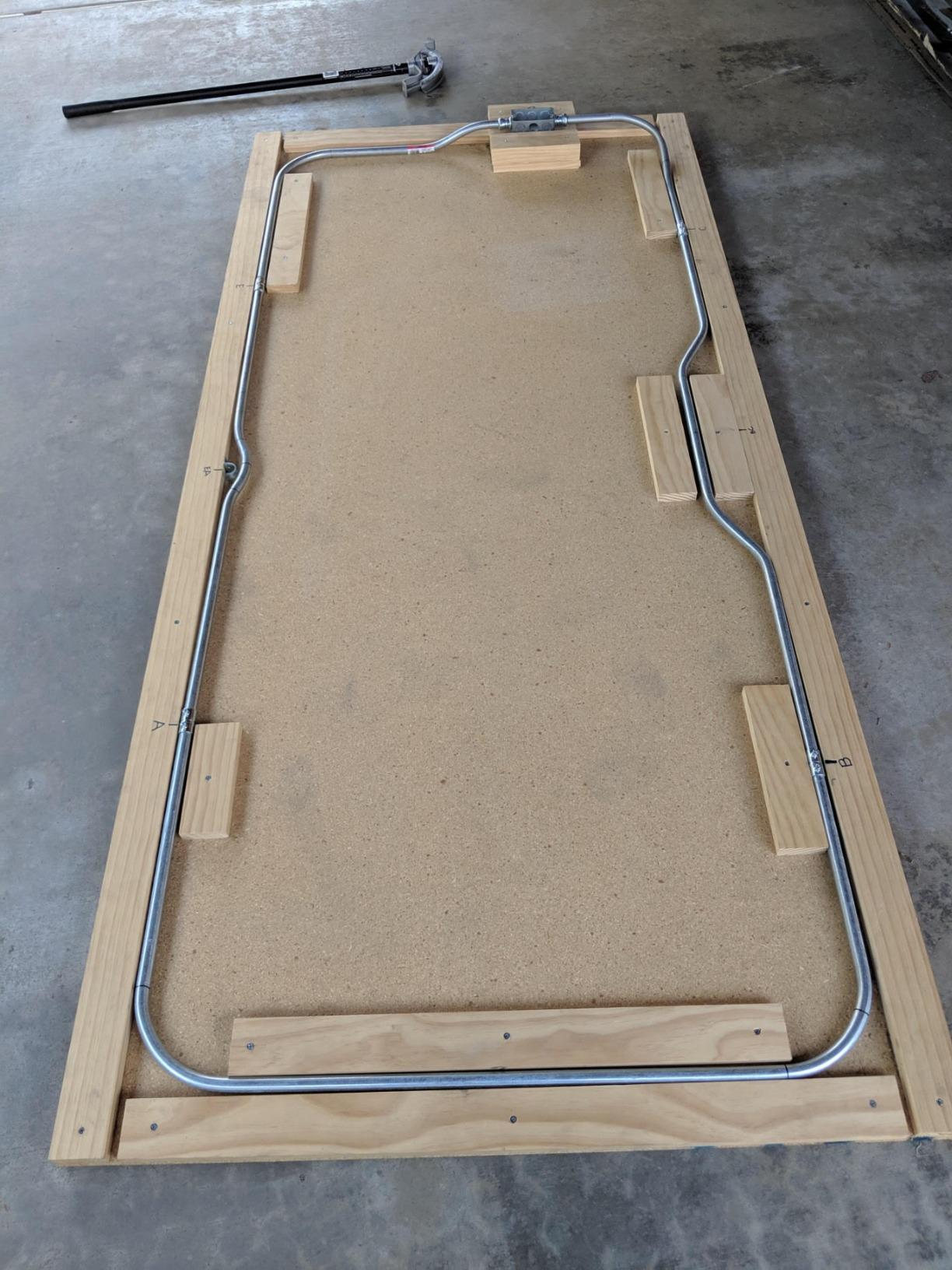 Southwire Conduit Bender & Handle - Built for Precision Bends in Electrical Installations - Durable Aluminum Head - Grooved Hook - 3/4 Inch Conduit Bender customer photo 1
