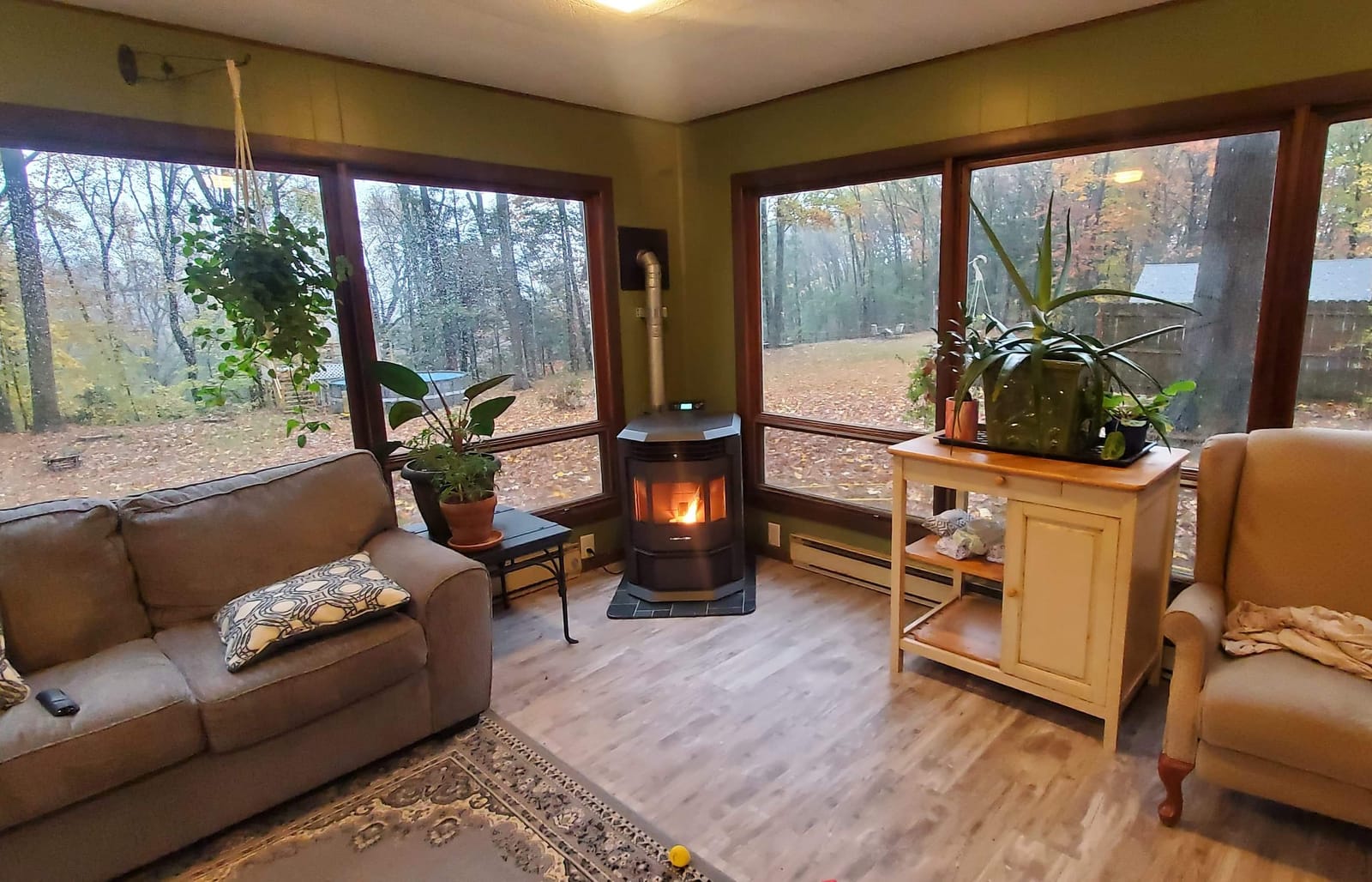 Comfortbilt Wood Pellet Stove HP22 2,800 Sq Ft. Pellet Fuel EPA Cert. 55 Pound Hopper customer photo 2
