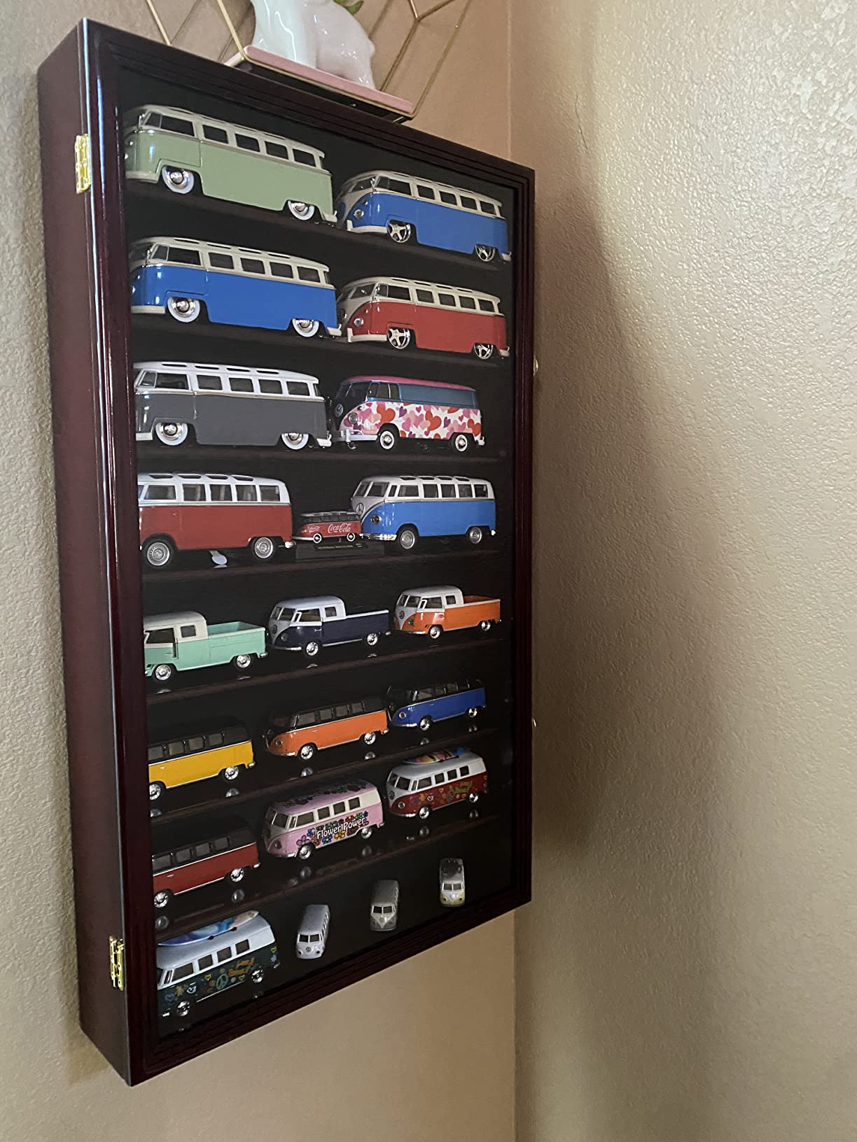 Large 1/24 Scale Diecast Model 16 Cars Display Case Cabinet Holder Holds 16 Cars 1:24 (Oak Finish) customer photo 2