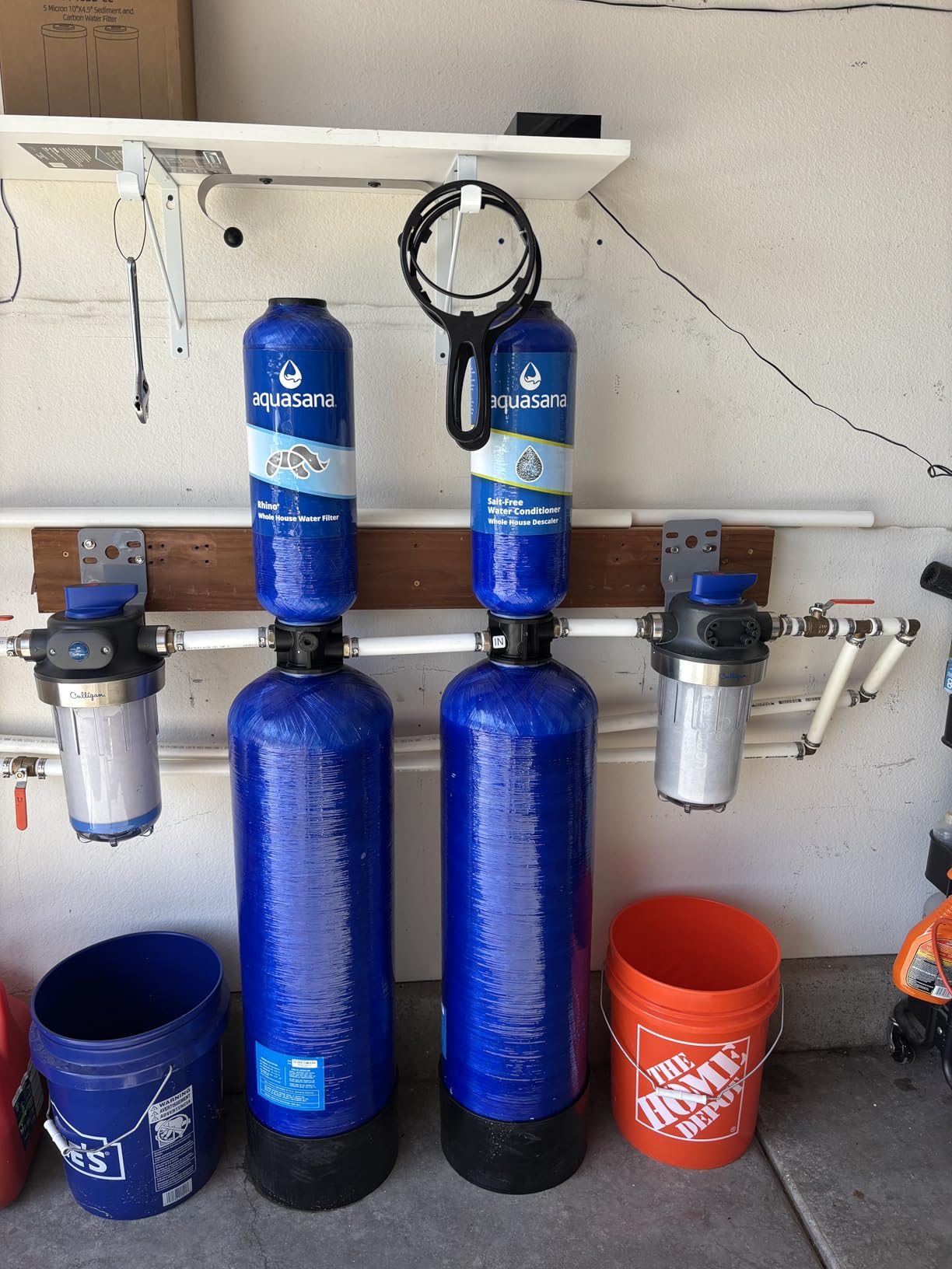 Aquasana Whole House Water Filter System | 1,000,000 Gallons | Salt-Free Softener Alternative | UV, Carbon & KDF | Tackles up to 99.99% Chlorine, Bacteria, Viruses, Cysts & Scale | EQ-1000-AST-UV customer photo 1